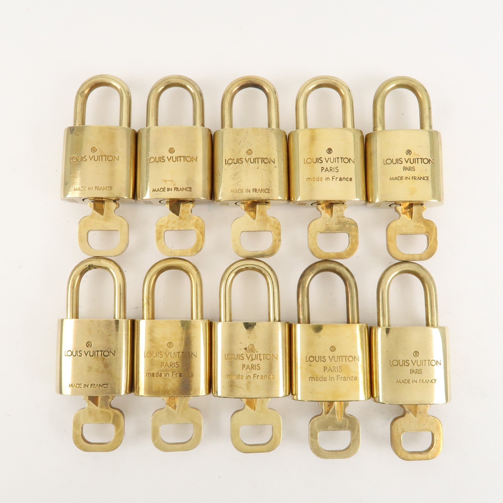 Louis Vuitton Set of 10 Lock & Key Cadena Key Lock Metal Gold