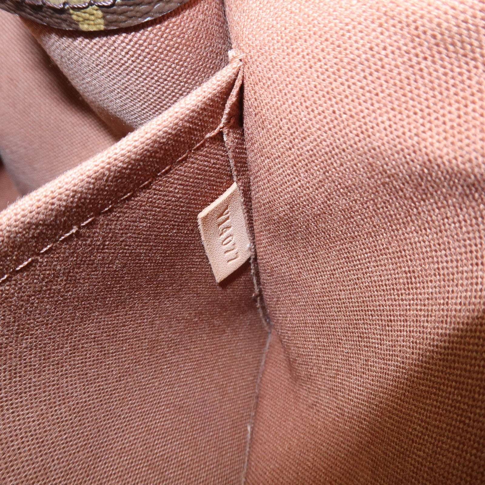 Louis Vuitton Monogram Popincourt Hand Bag Brown M40009