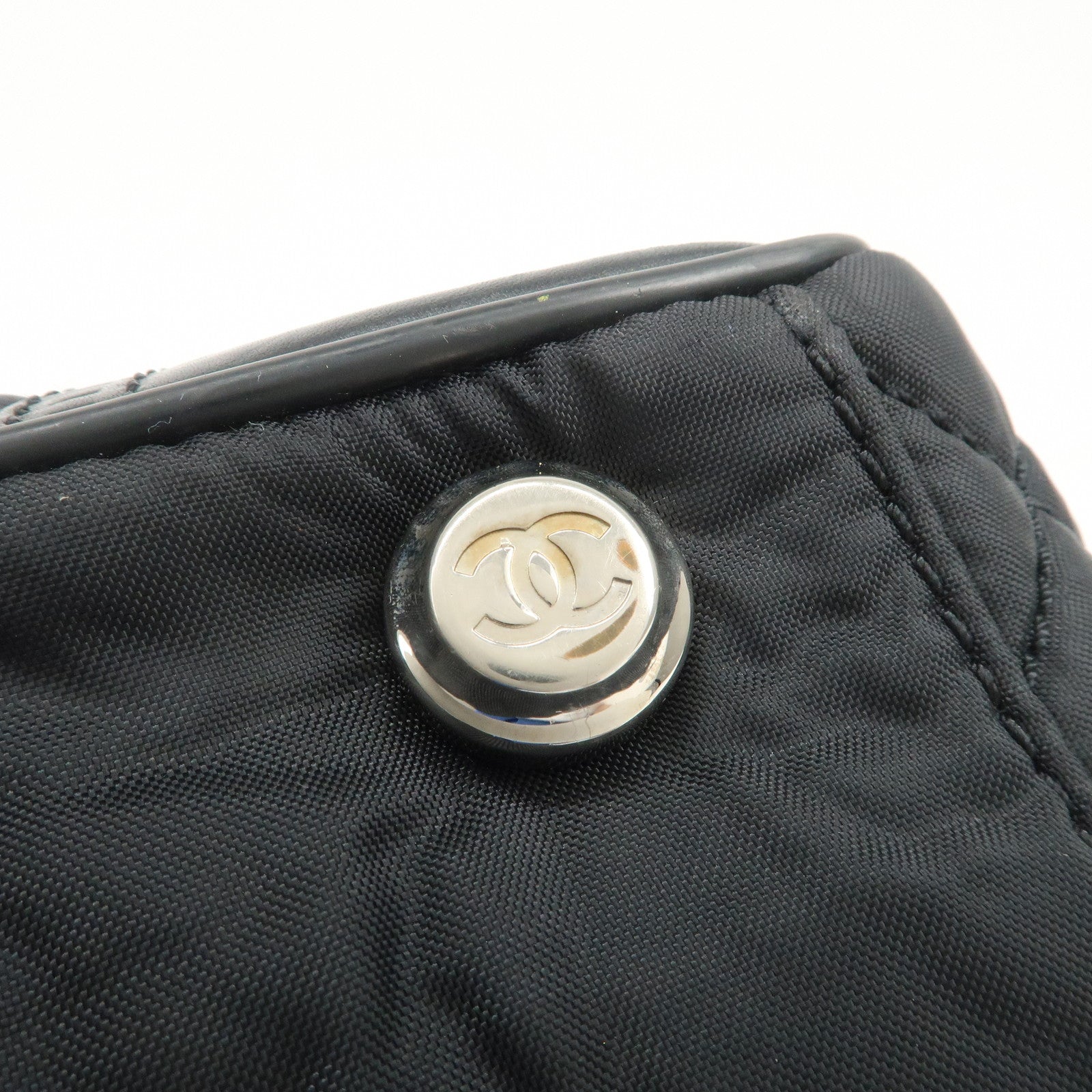 CHANEL Paris New York Nylon Leather Tote Bag Shoulder Bag A33100