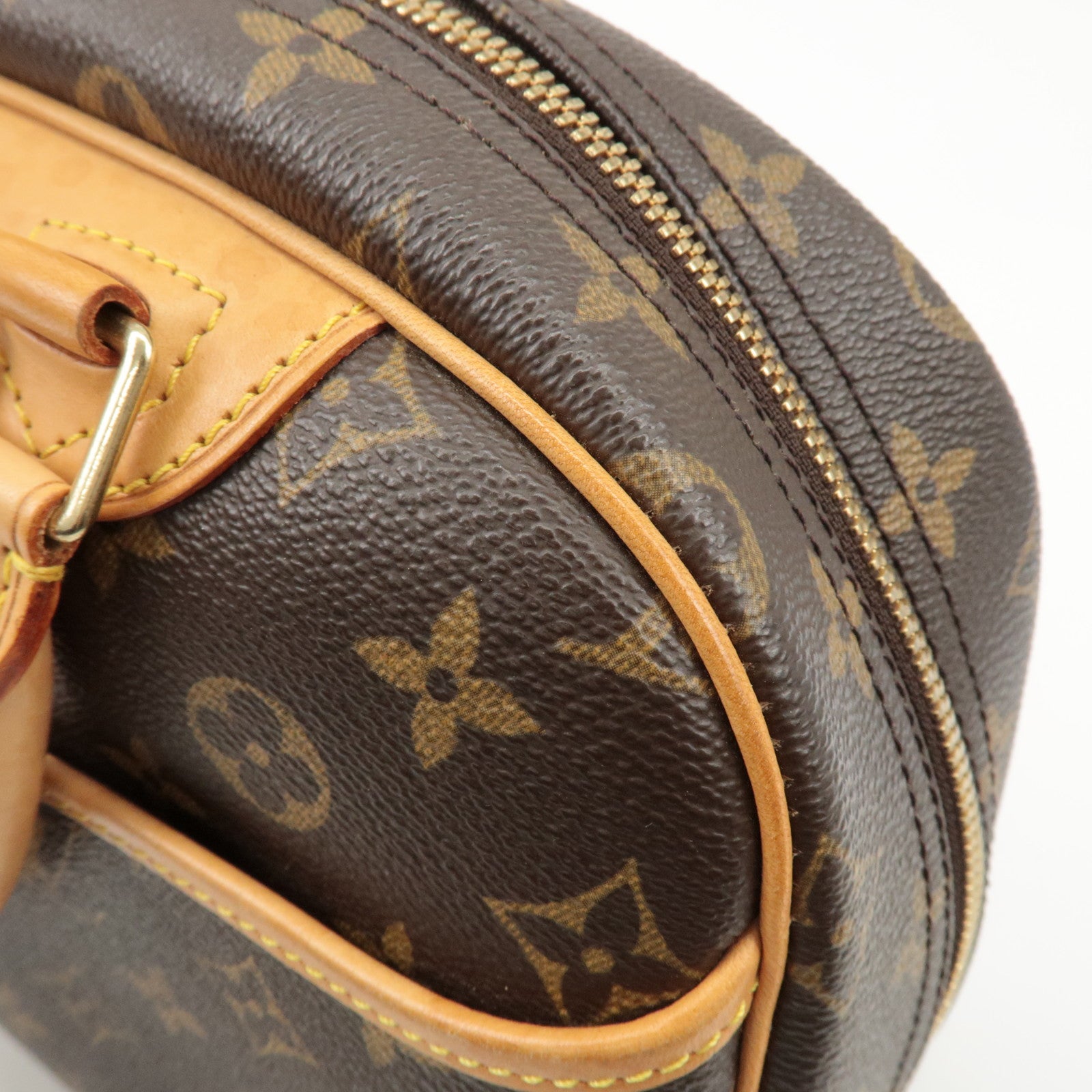 Louis Vuitton Monogram Trueville Hand Bag Brown M42228 Used