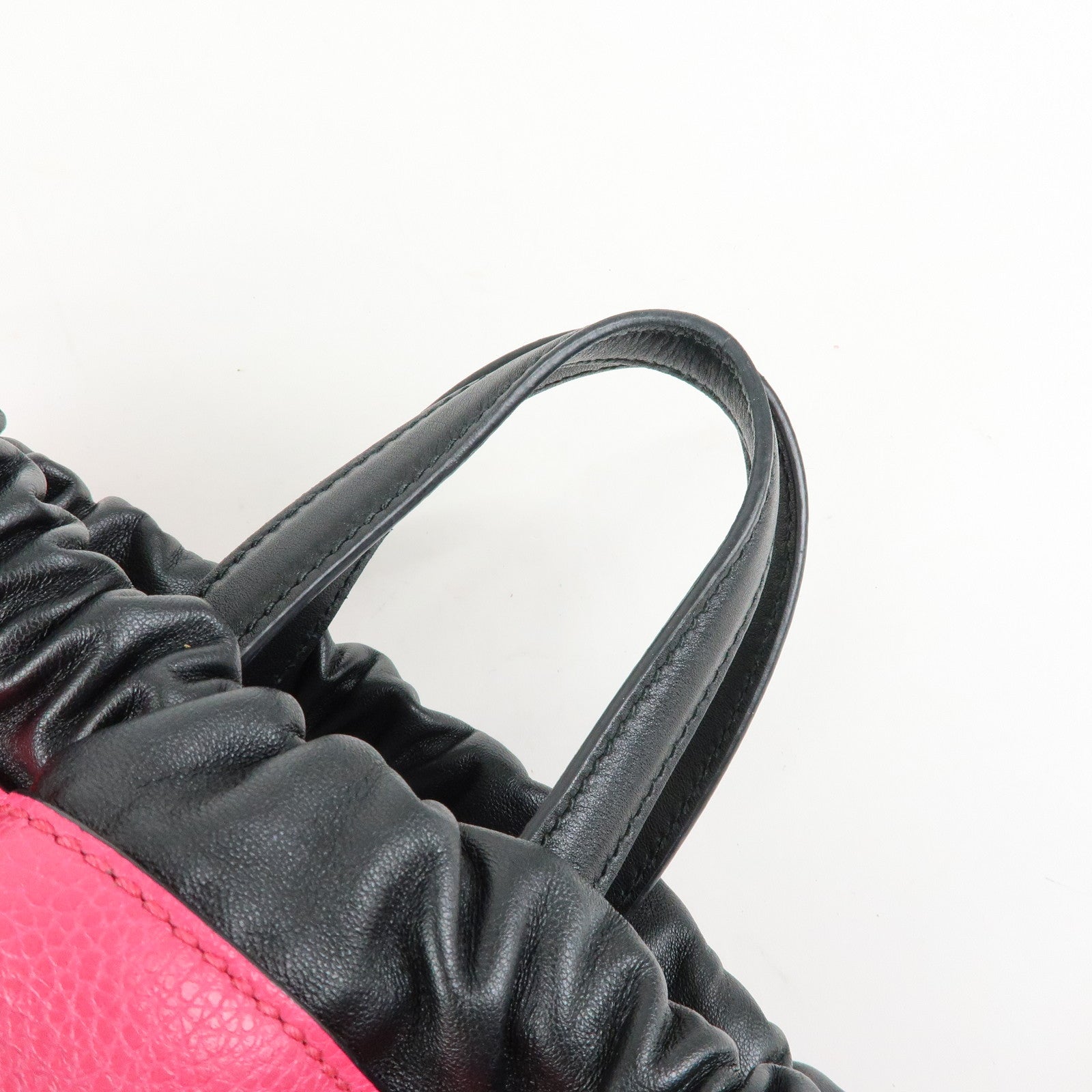 GUCCI Sherry Vintage Logo Leather Backpack Pink 516639
