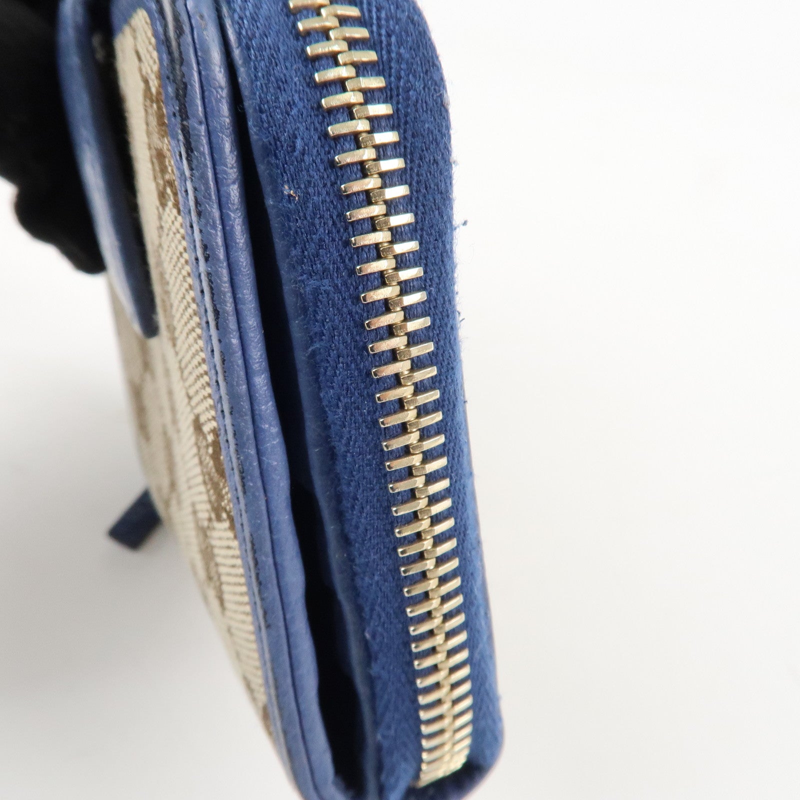 GUCCI GG Canvas Leather Bi-Fold Wallet Beige Blue 346056 Used