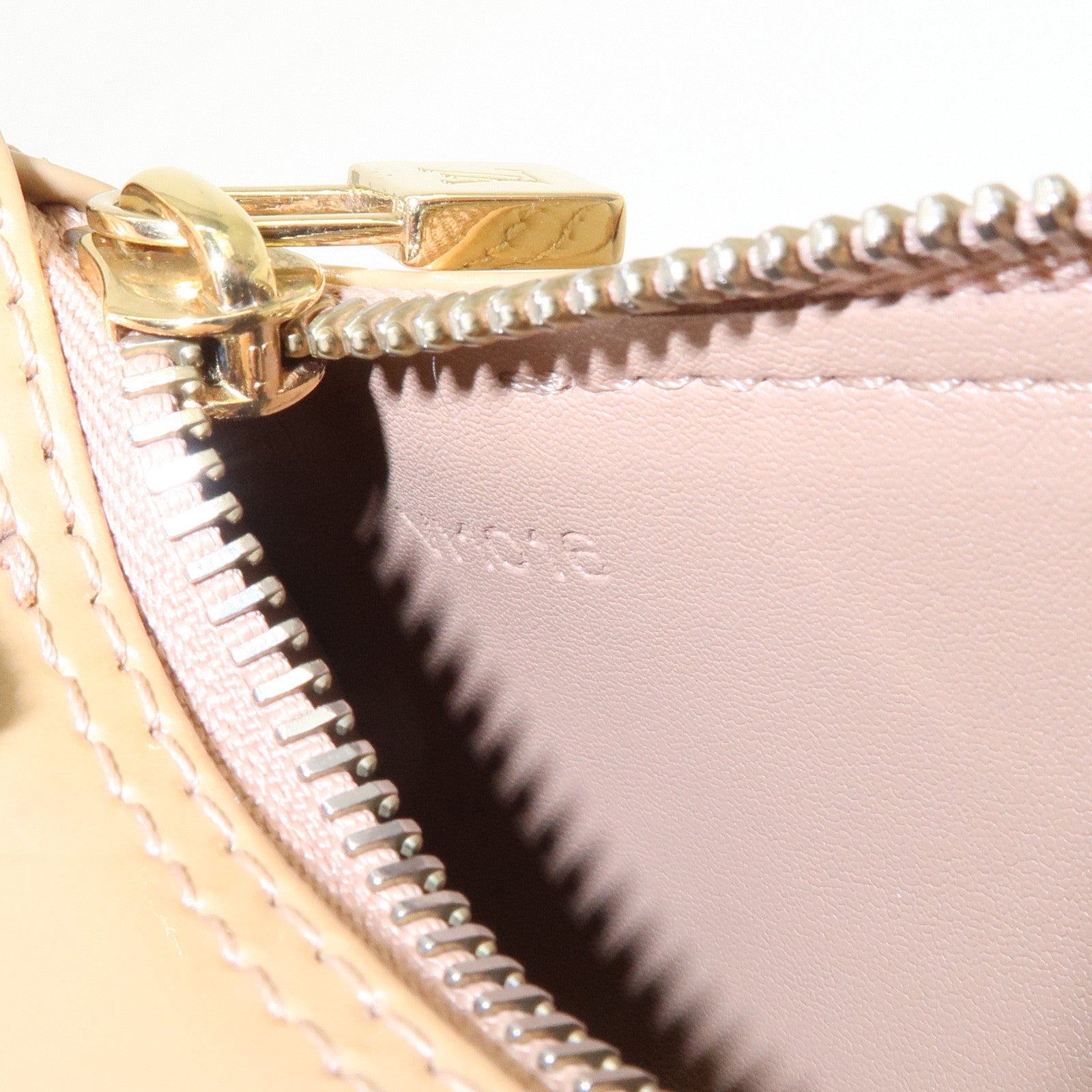 Louis Vuitton Monogram Vernis Bedford Hand Bag Beige M91329 Used