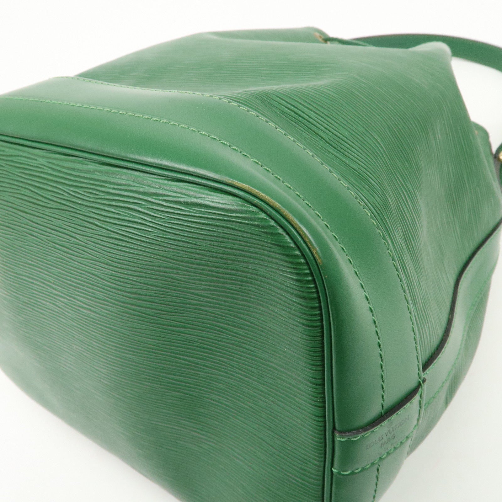 Louis Vuitton Epi Leather Noe Shoulder Bag Borneo Green M44004