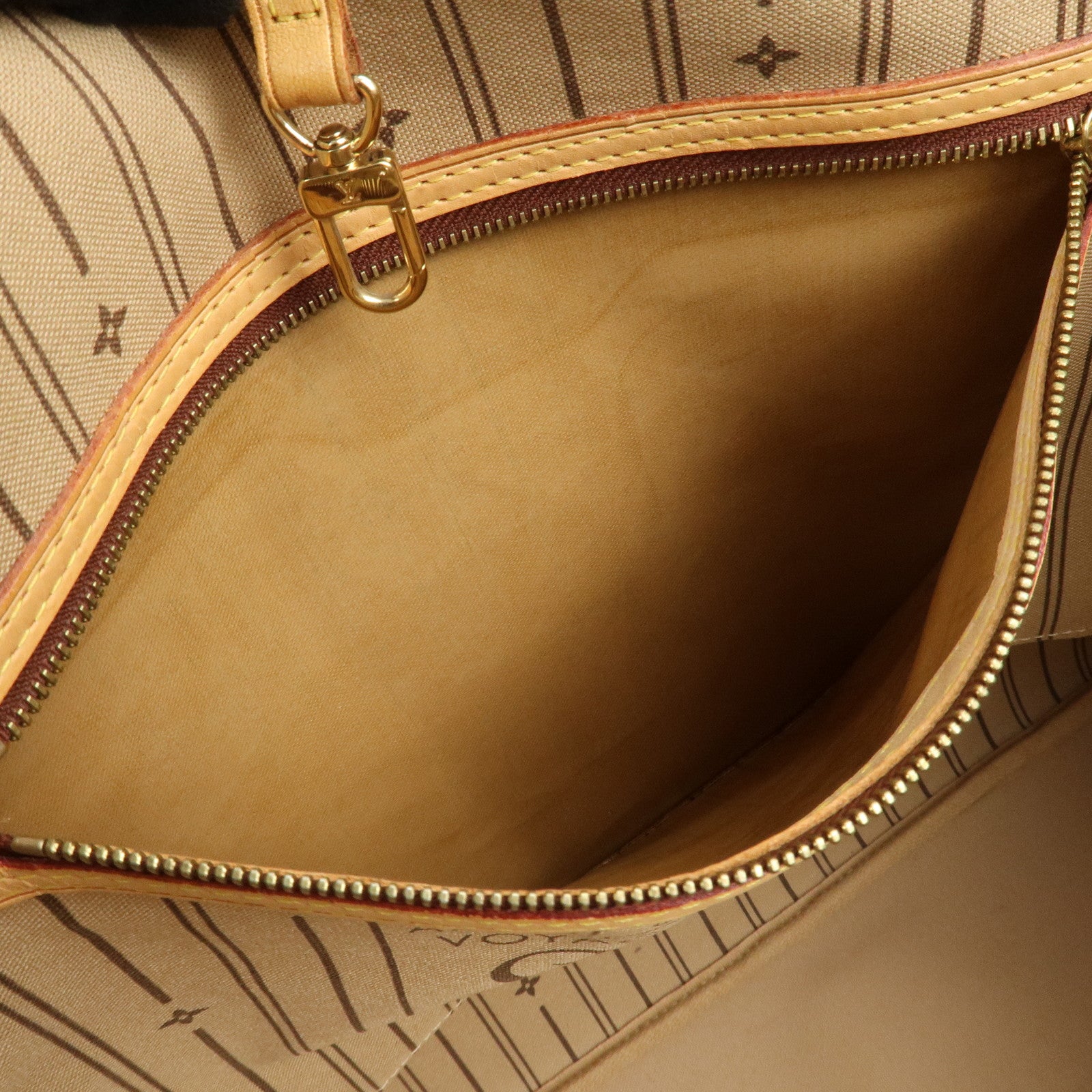 Louis Vuitton Monogram Neverfull GM Tote Bag Brown M40157