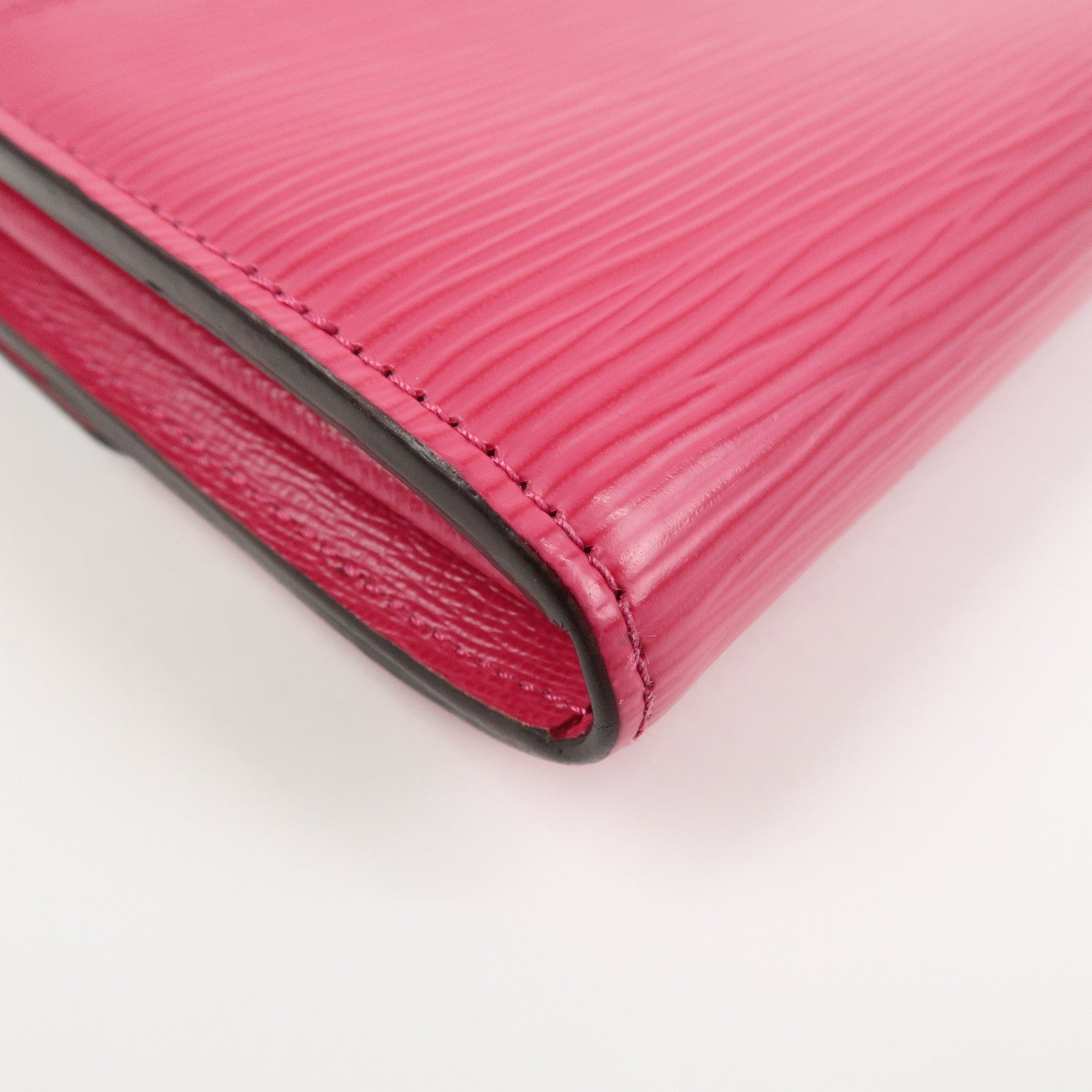 Louis Vuitton Epi Portefeuille Sarah Long Wallet Fuchsia M60580