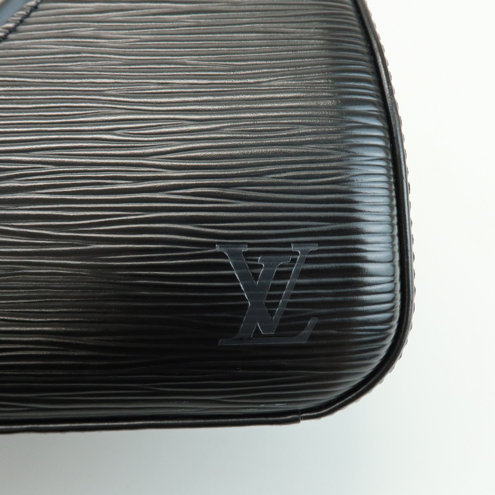 Louis Vuitton Epi Jasmine Hand Bag Black Noir M52082