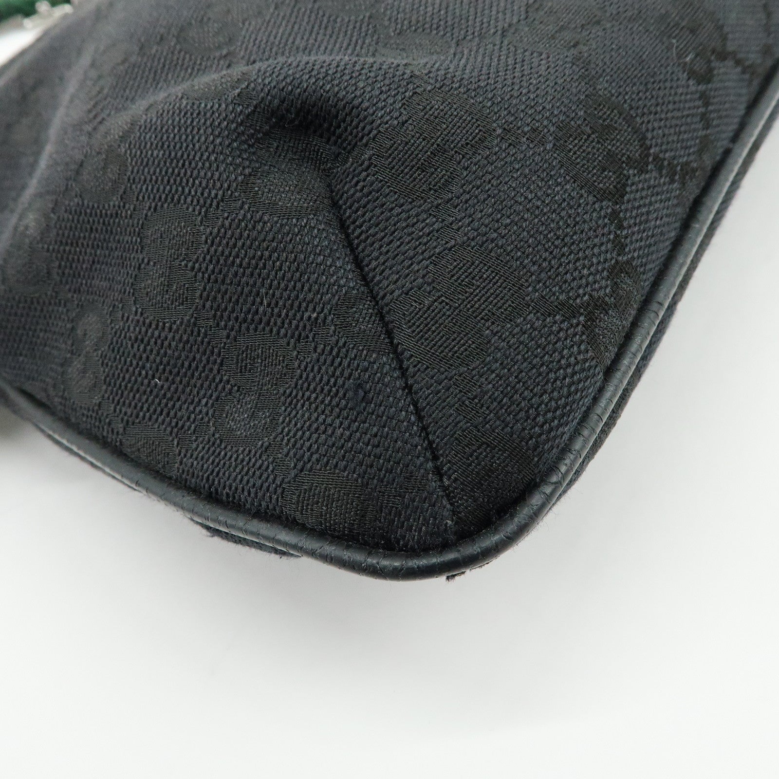 GUCCI Sherry Leather Shoulder Bag Crossbody Bag Black 189749