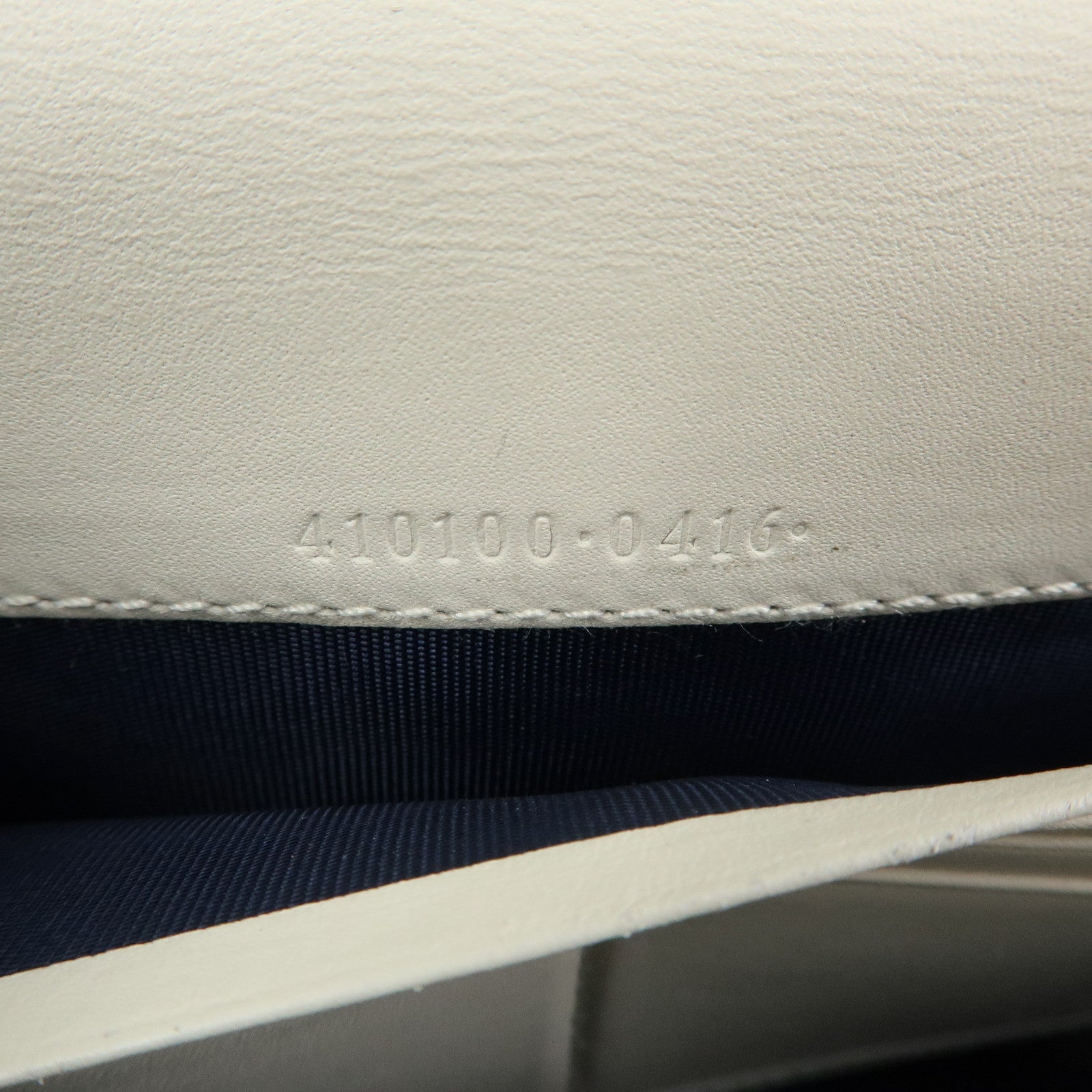 GUCCI GG Supreme Leather Flap Long Wallet Navy Beige 410100