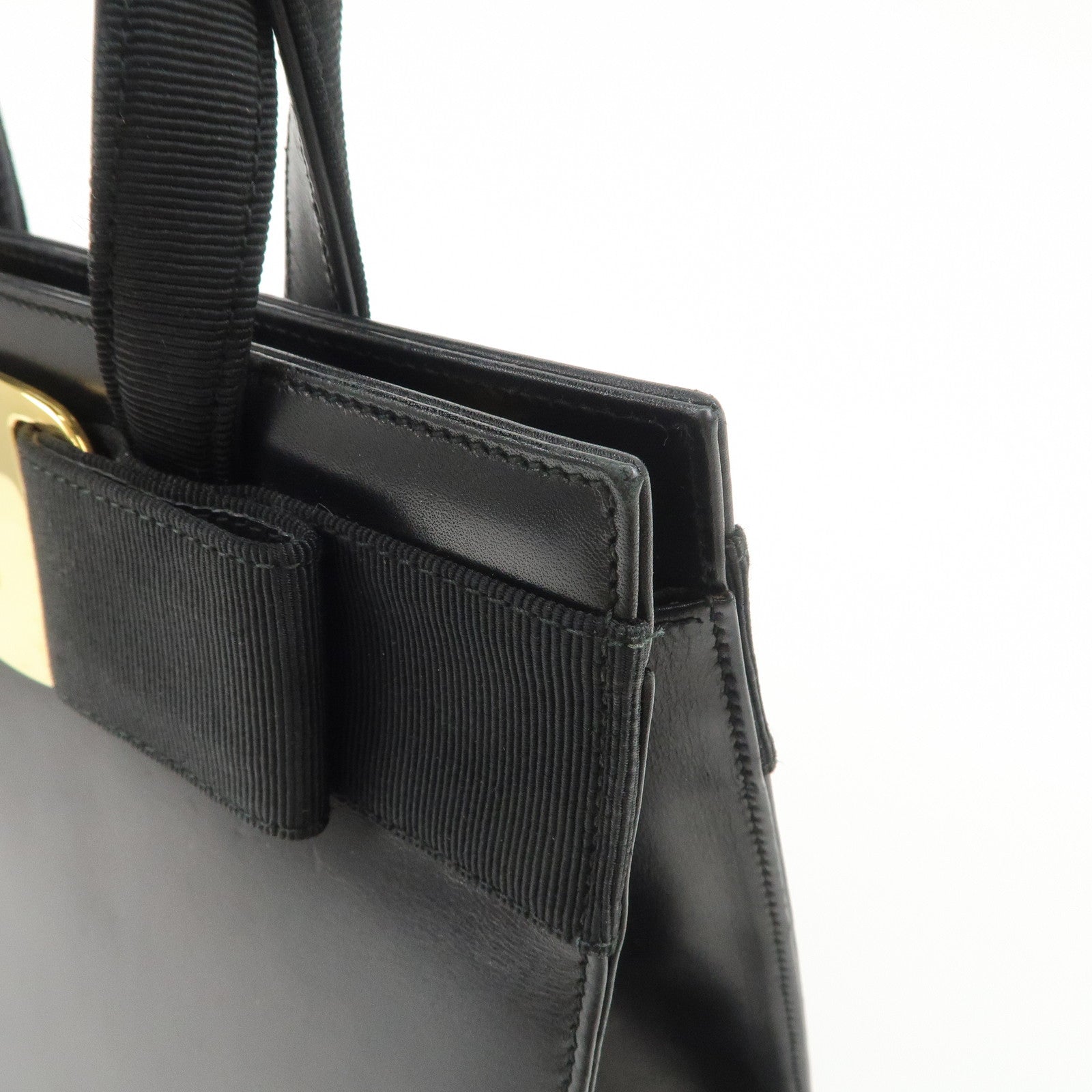 Ferragamo Vara Ribbon Leather Hand Bag Black Gold HDW