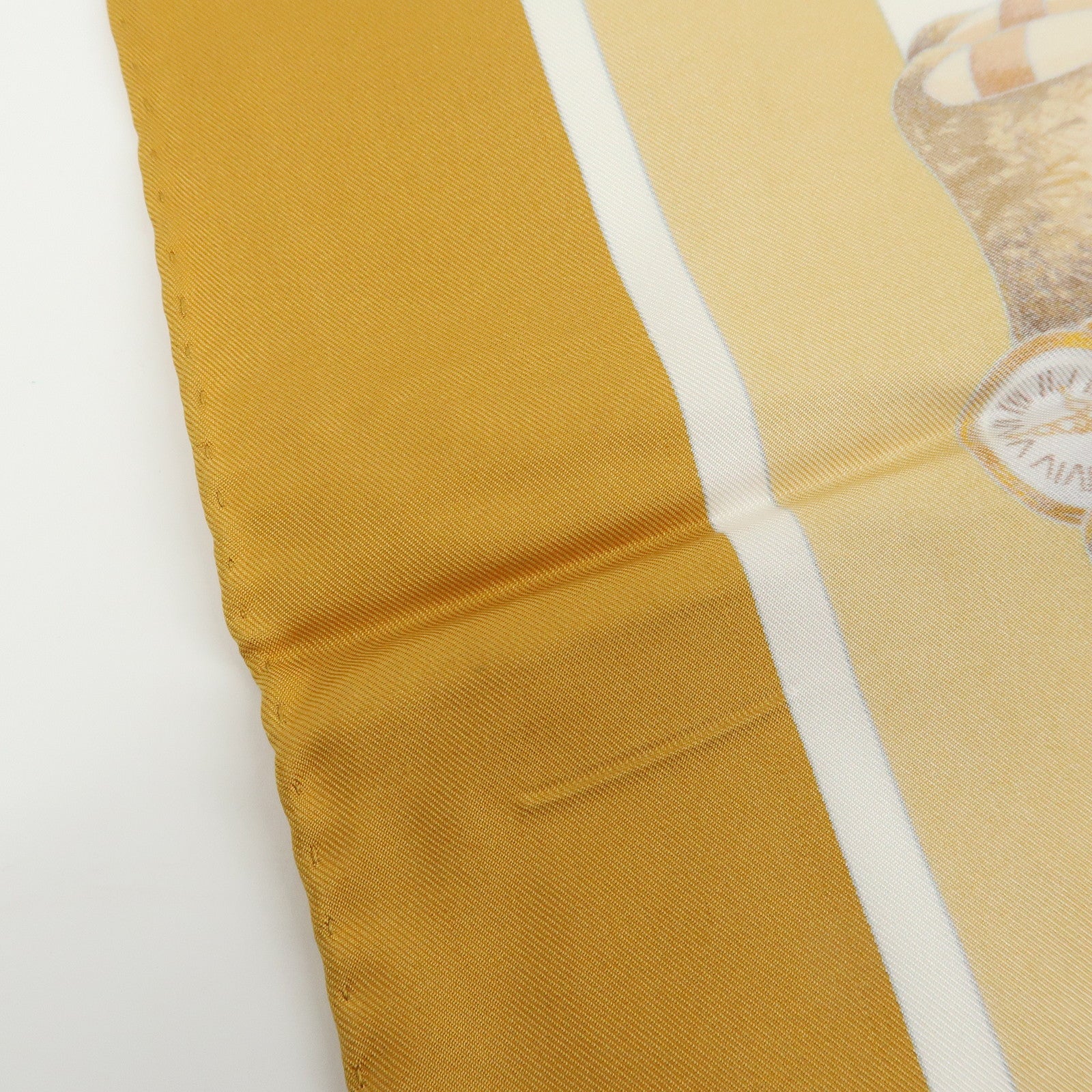 HERMES Carre 90 Silk 100% Scarf Confidents des Coeurs Brown