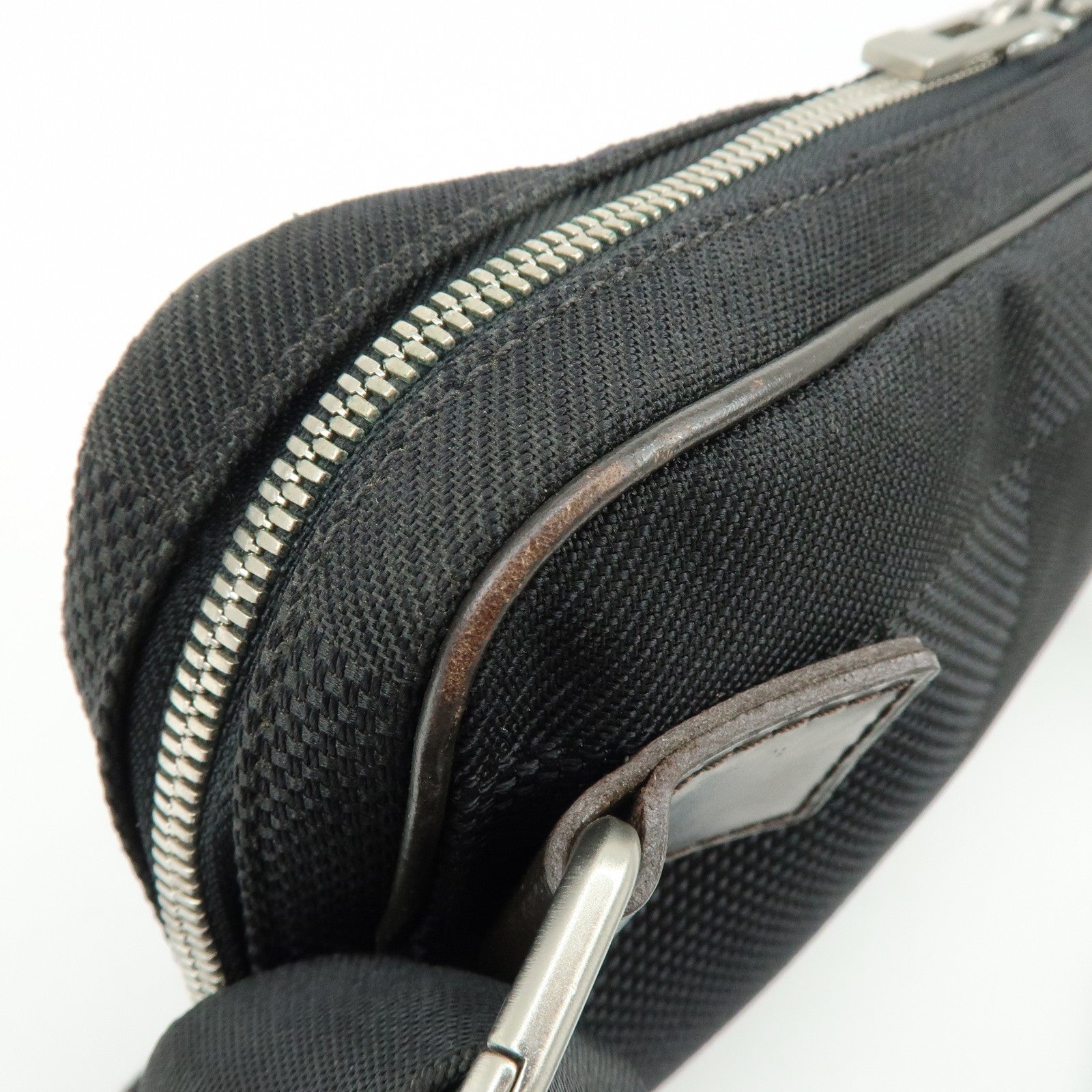 Louis Vuitton Damier Geant Acrobat Waist Bag Noir Black M93620