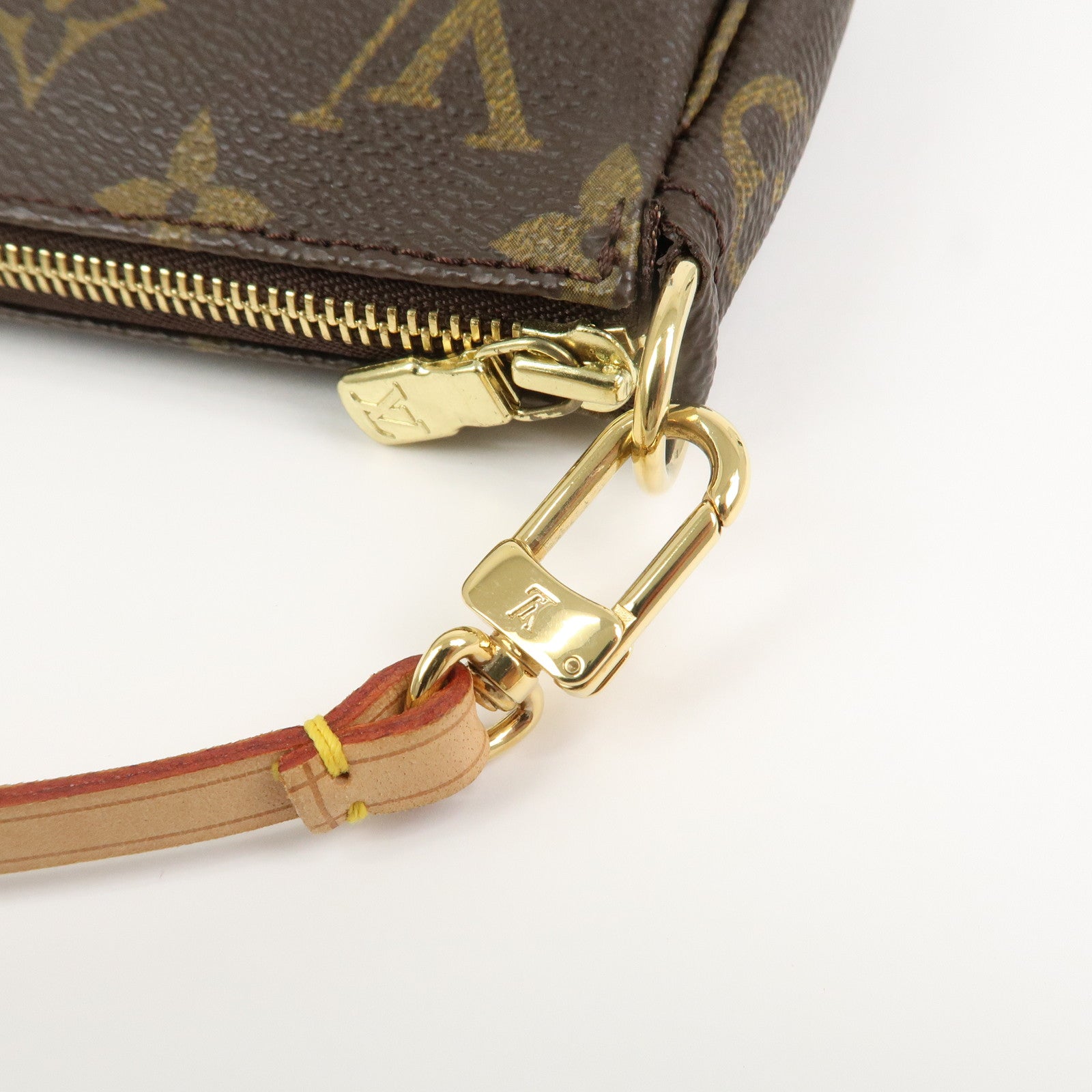 Louis Vuitton Monogram Pochette Accessoires Pouch Hand Bag M51980