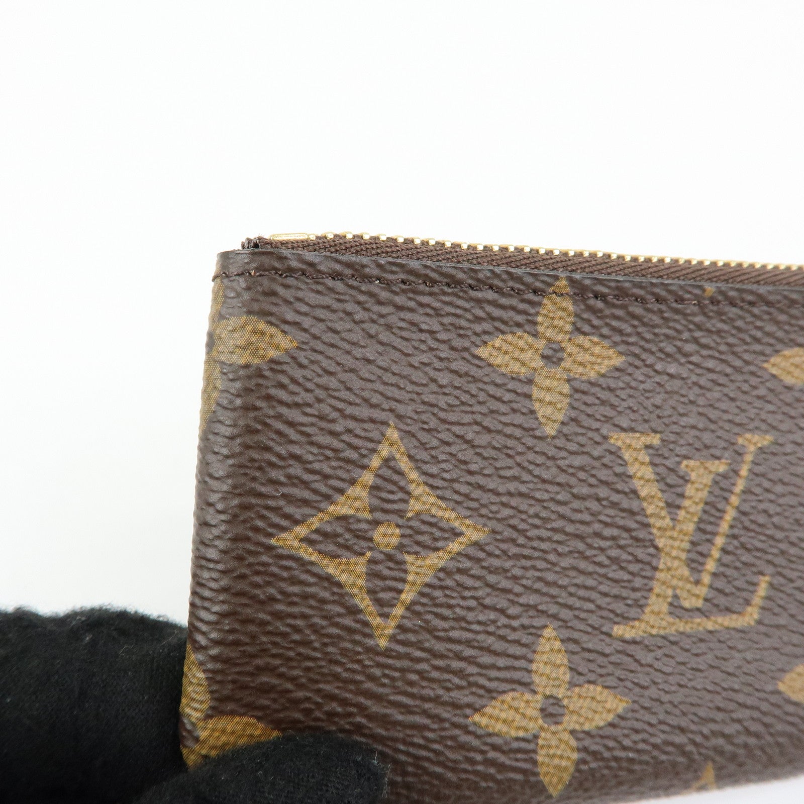 Louis Vuitton Monogram Pochette Cles Coin Case Key Case M62650