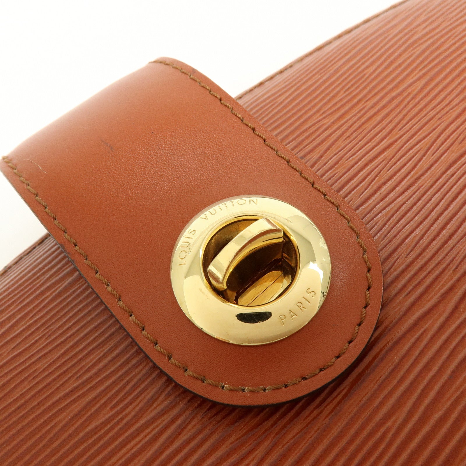 Louis Vuitton Epi Leather Capucines Shoulder Bag Kenya Brown M52343