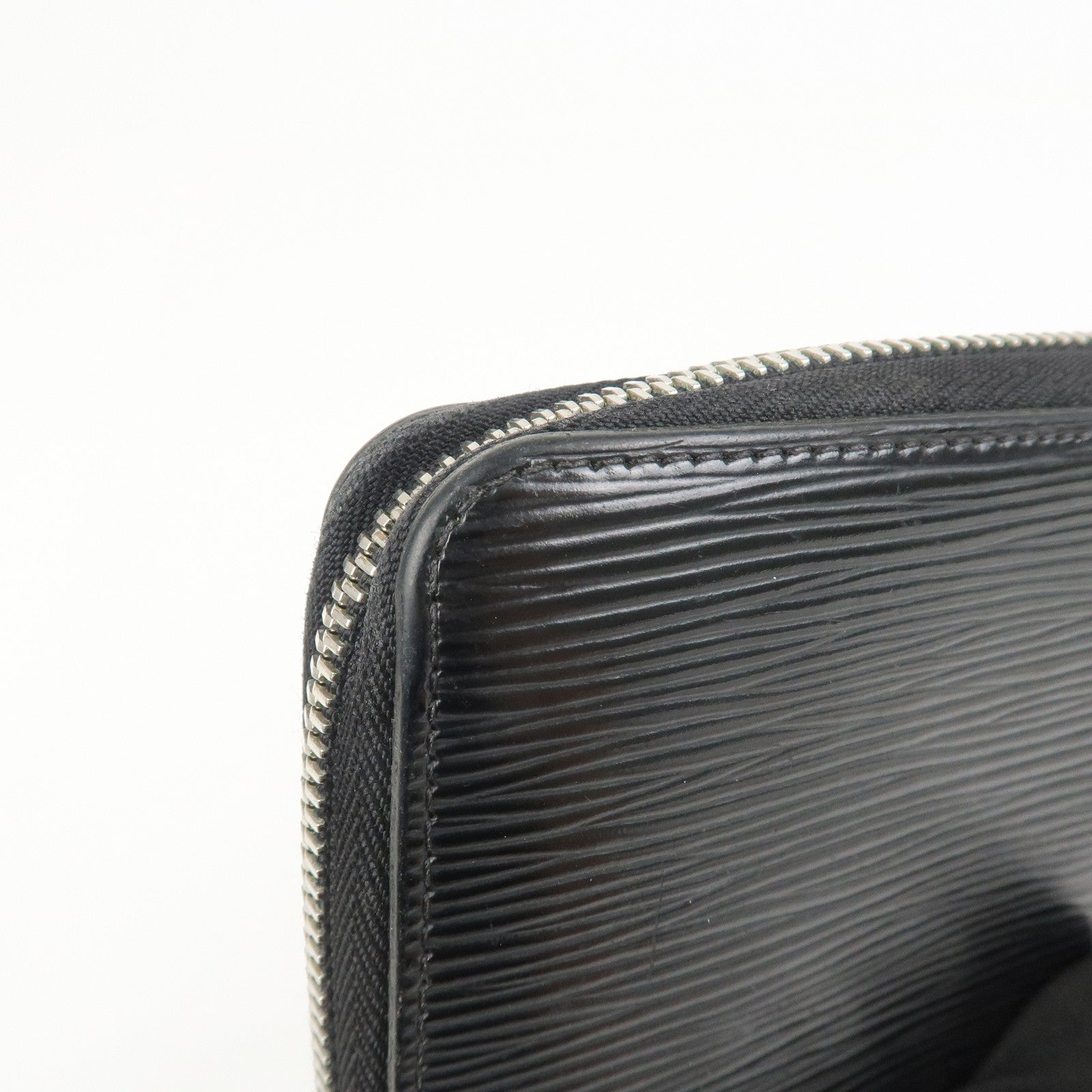 Louis Vuitton Epi Leather Zippy Long Wallet Noir Black M60072