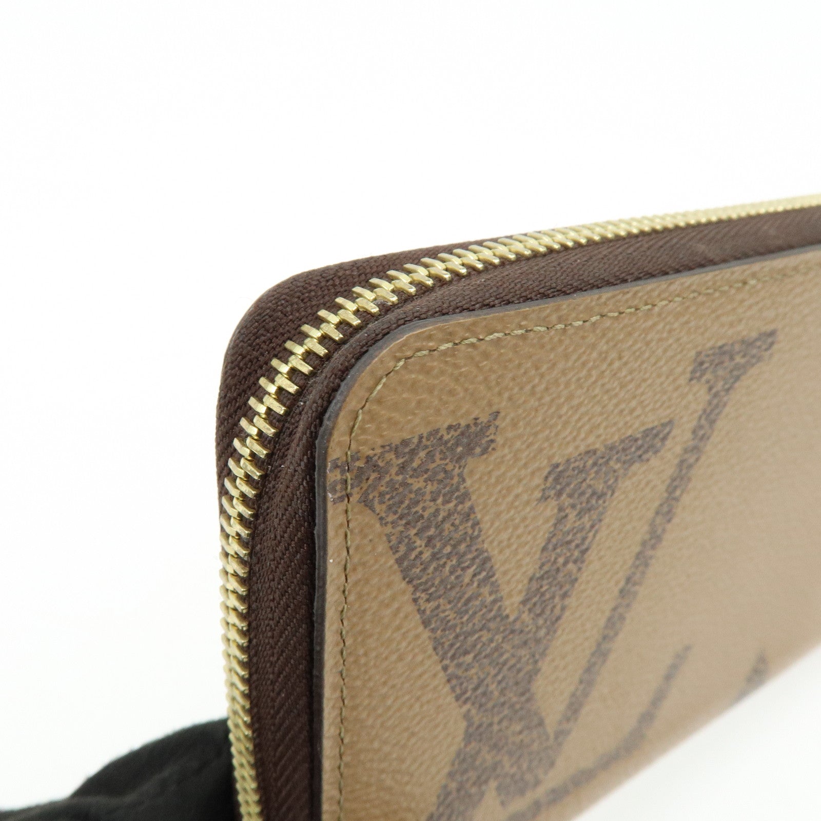 Louis Vuitton Giant Monogram Reverse Zippy Long Wallet Brown M69353