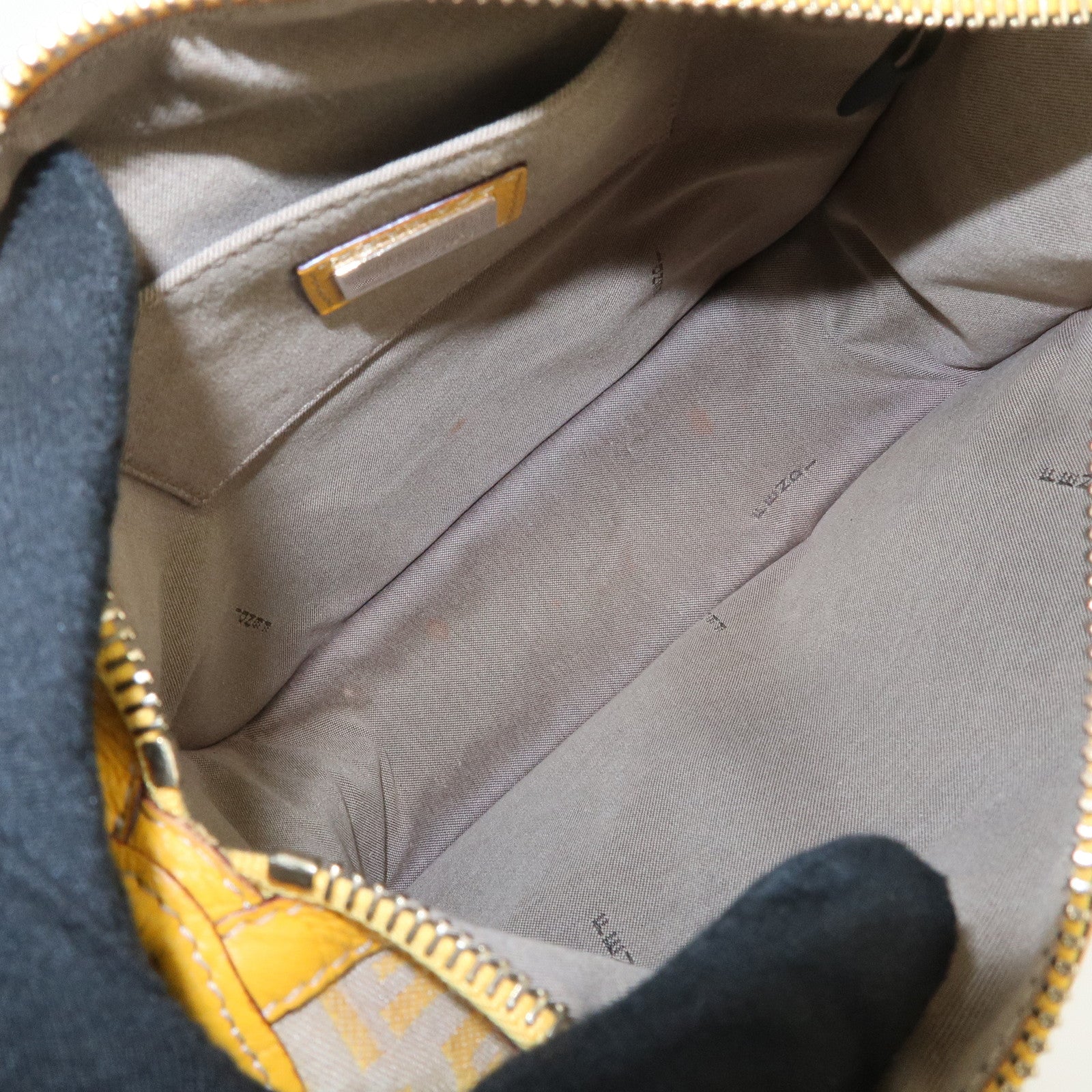 FENDI Zucchino Canvas Leather Shoulder Bag Beige Yellow 8BT089