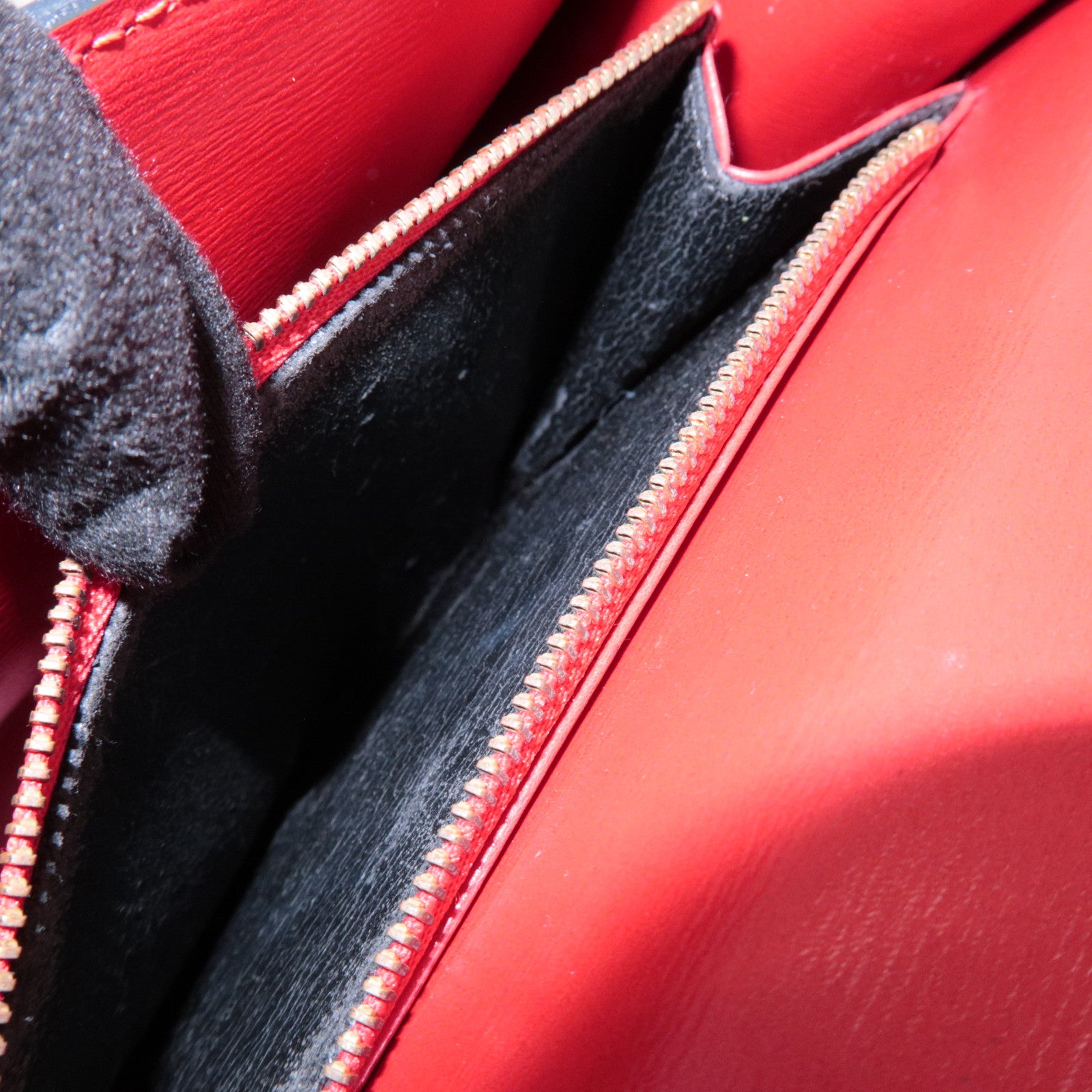 Louis Vuitton Epi Leather Marceau Hand Bag Castilian Red M52377