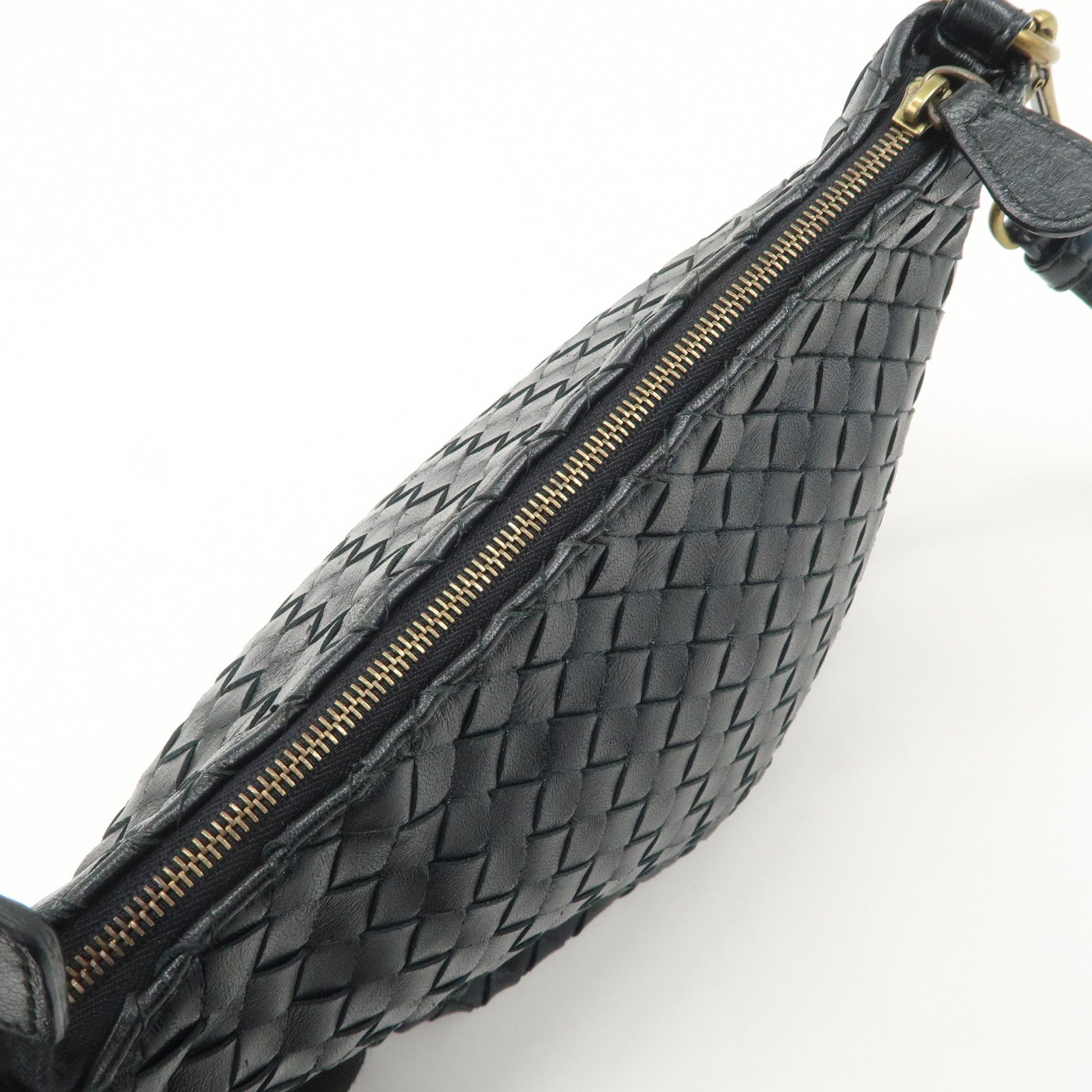 BOTTEGA VENETA Intrecciato Leather Shoulder Bag Black 217981 Used