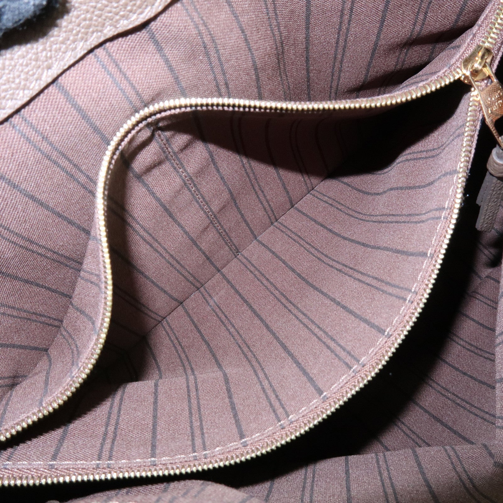 Louis Vuitton Monogram Empreinte Audacieuse PM Hand Bag M94175