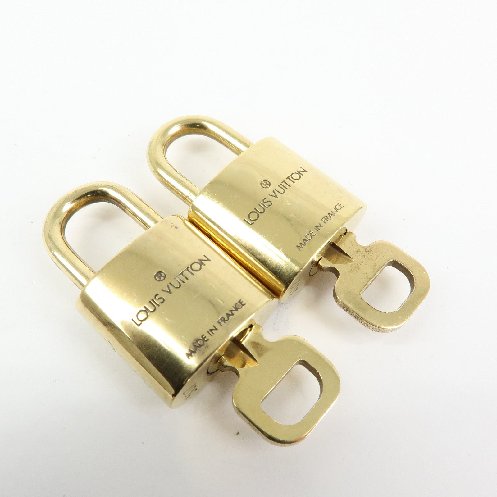 Louis Vuitton Set of 10 Lock & Key Cadena Key Lock Used
