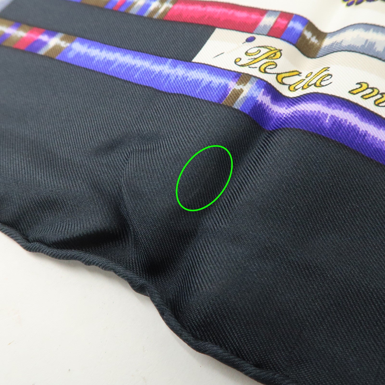 HERMES Carre 90 Silk 100% Scarf Petite main Black White Multicolor