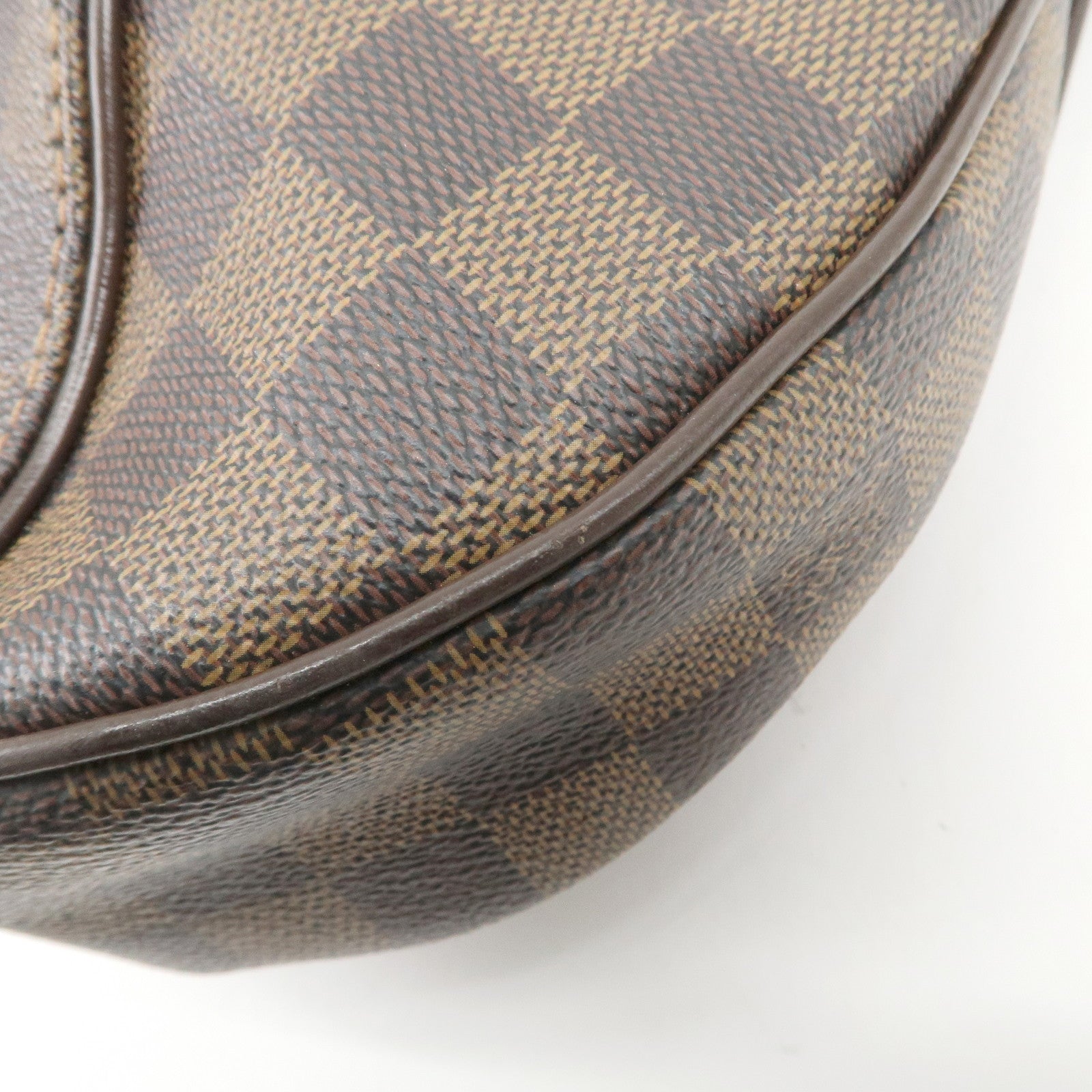 Louis Vuitton Damier Thames GM Shoulder Bag Damier Ebene N48181