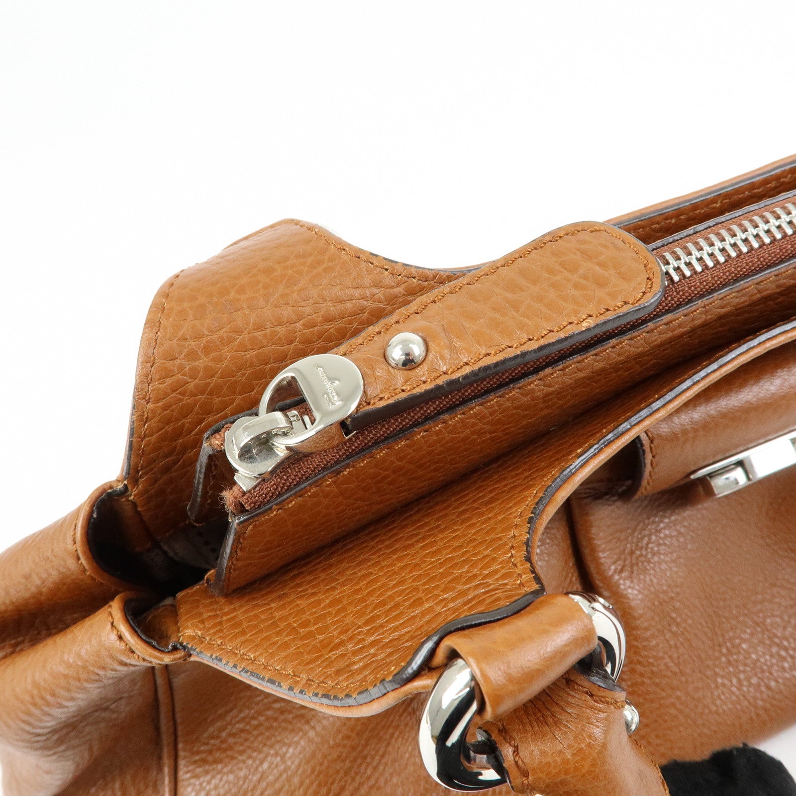 Ferragamo Gancini Leather Pleated Shoulder Bag Hand Bag Brown