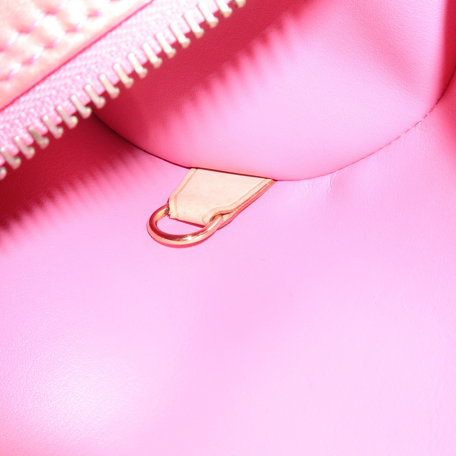 Louis Vuitton Monogram Vernis Leather Bedford Shoulder Hand Bag Framboise M9133F