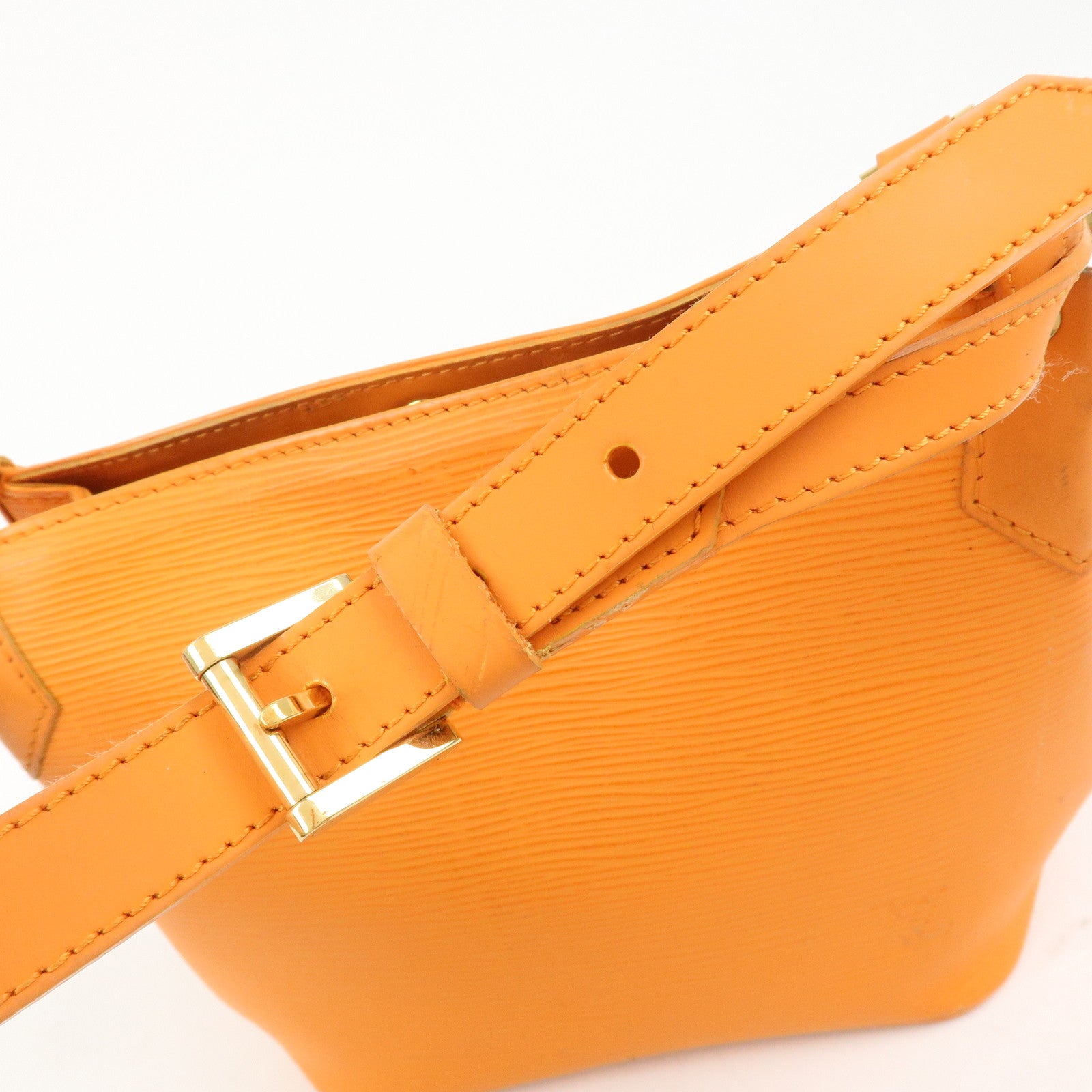 Louis Vuitton Epi Mandala PM Shoulder Bag Hand Bag Mandarin M5893H