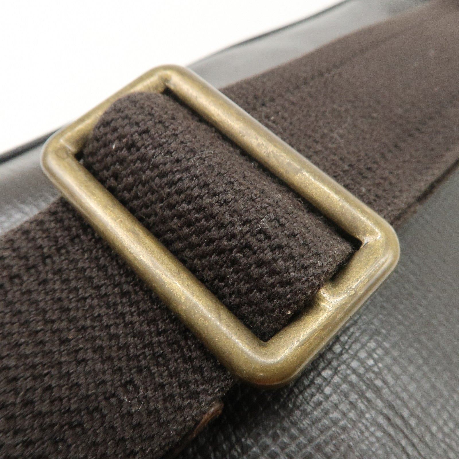 Louis Vuitton Utah Siu Calf Leather Body Bag Cafe M92535