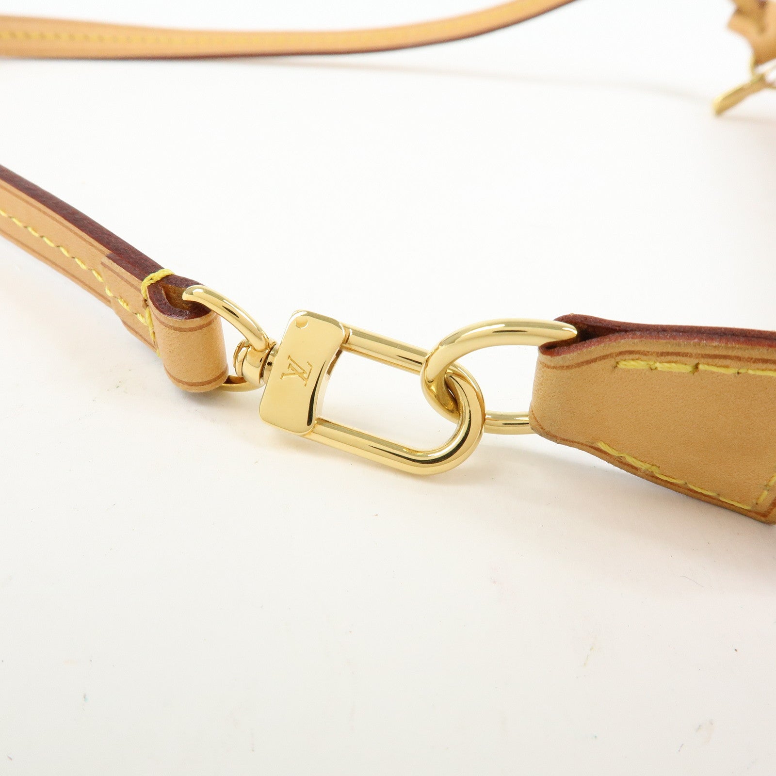 Louis Vuitton Vernis Archipel Ikat Flower Shoulder Bag Pink M90043