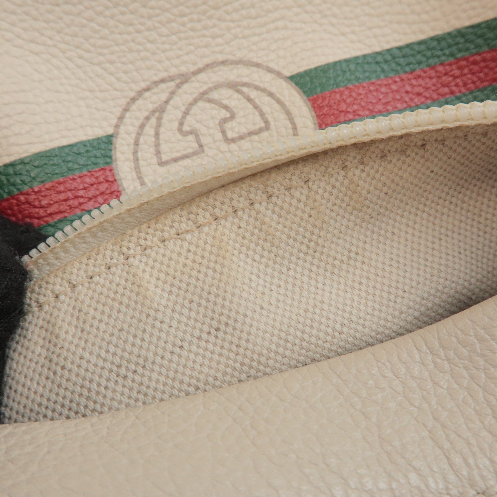 GUCCI Sherry Vintage Logo Leather Backpack Ivory 547834