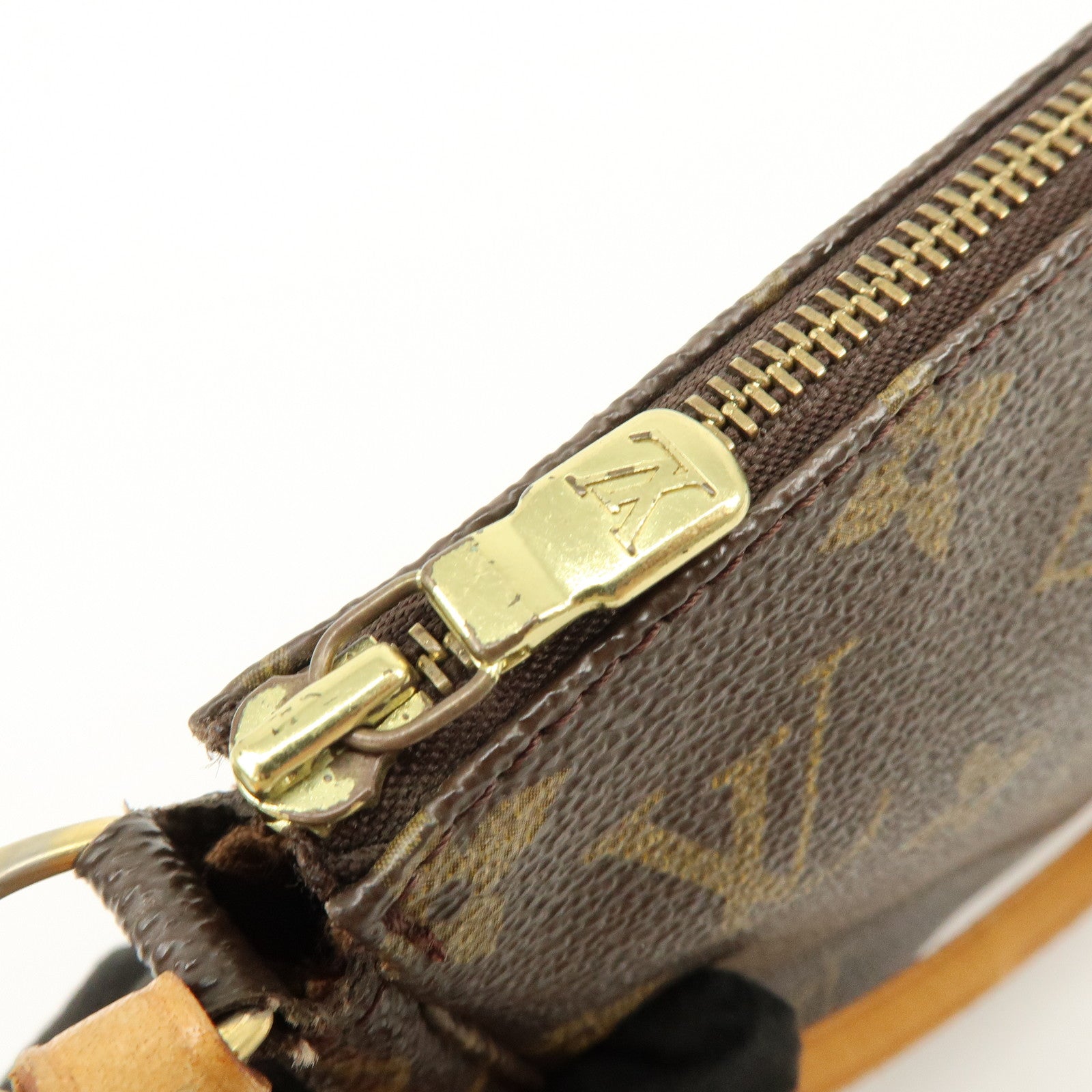 Louis Vuitton Monogram Pochette Accessoires Pouch Hand Bag M51980