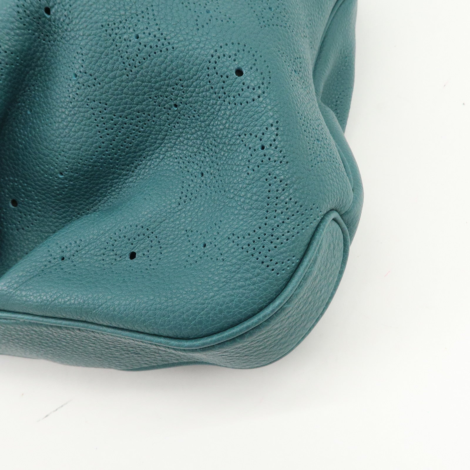 Louis Vuitton Monogram Mahina Selene MM Shoulder Bag Lagon M93986