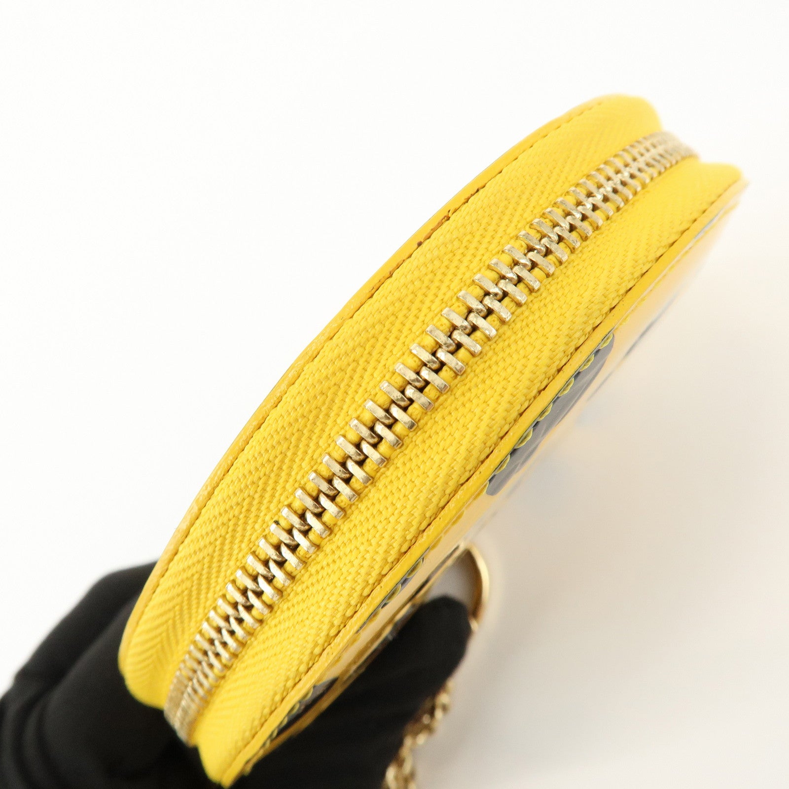 Louis Vuitton Vernis Yayoi Kusama Porte Monnaie Chapeau Coin M91569