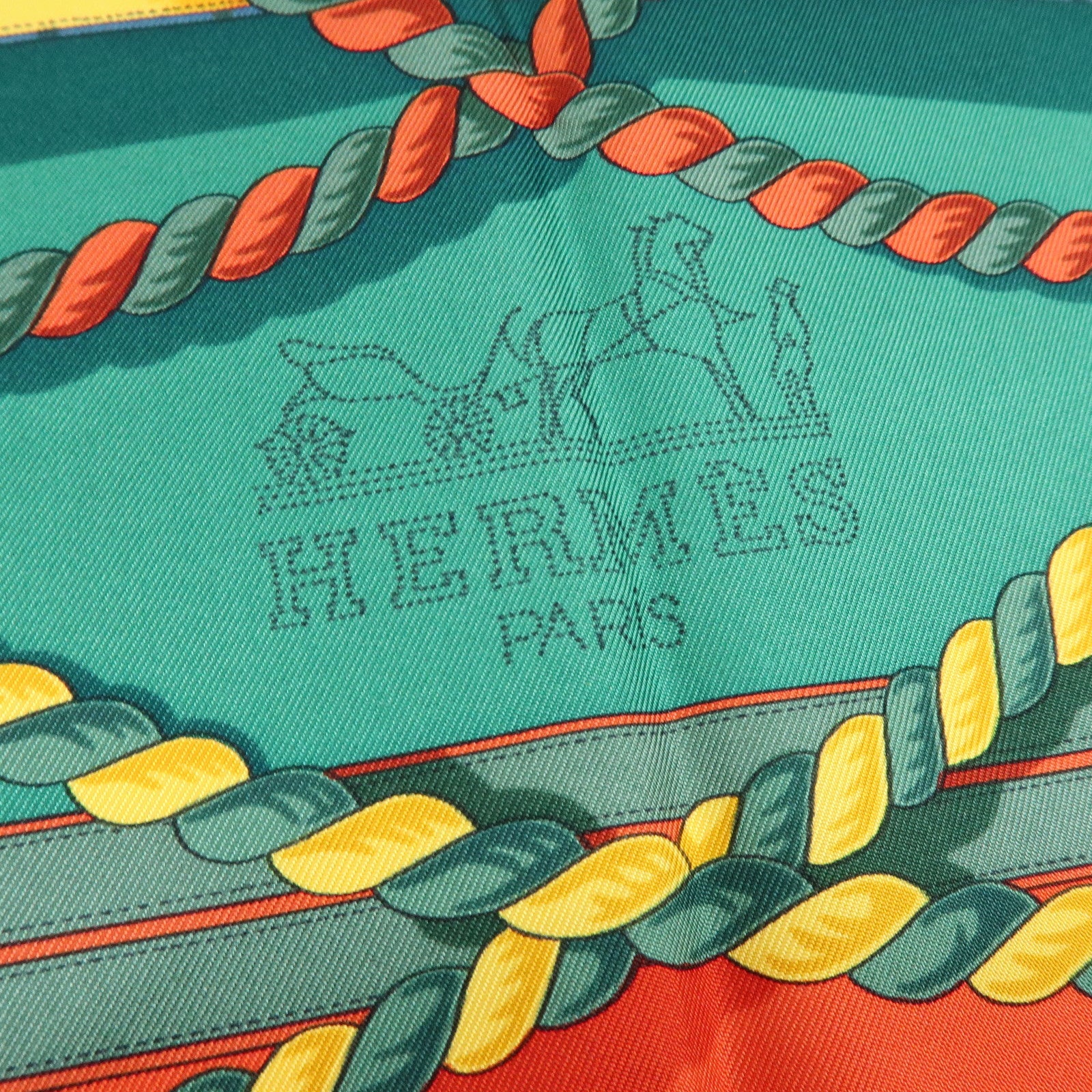 HERMES Carre 90 Silk 100% Scarf GRANDE TENUE Red Green