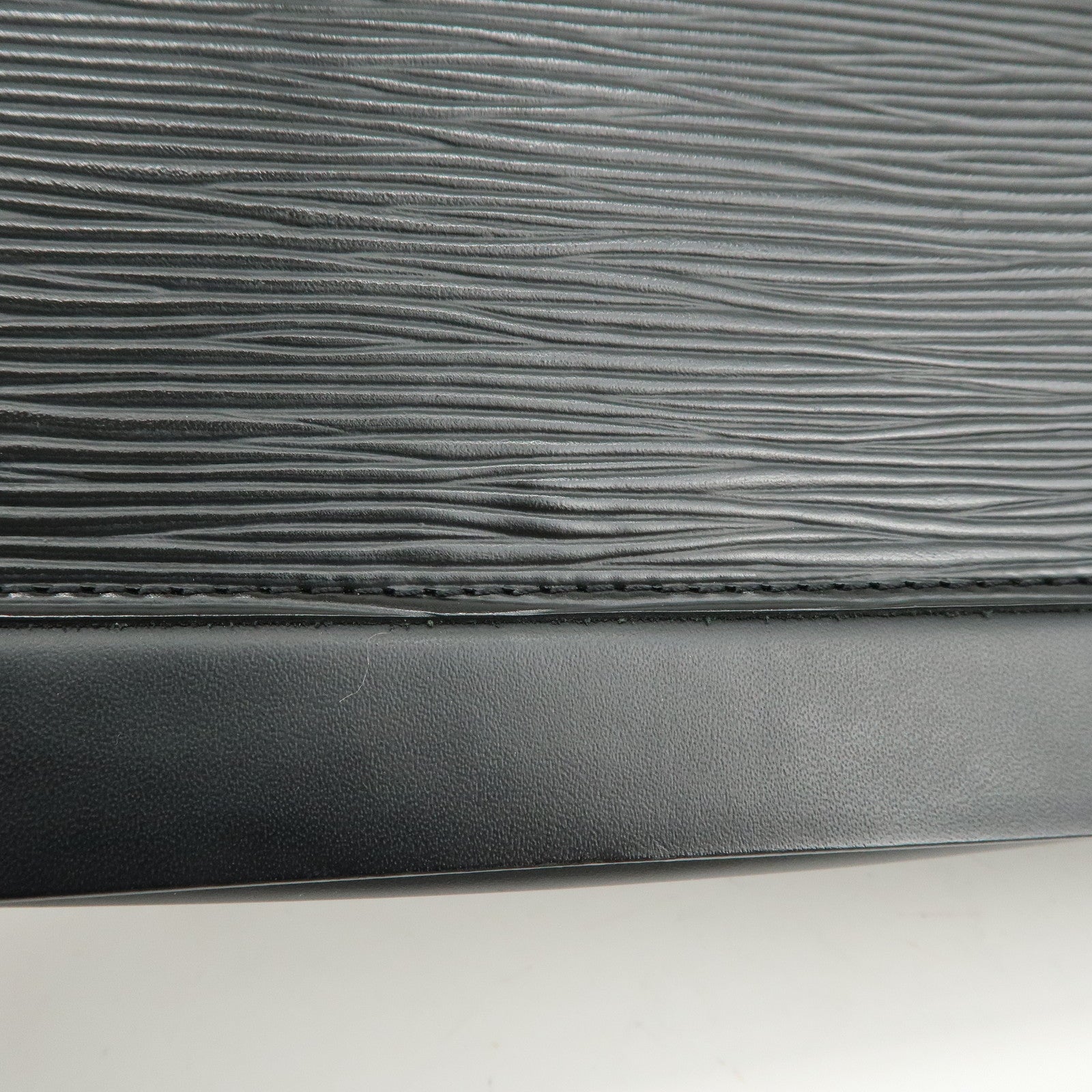 Louis Vuitton Epi Honfleur Shoulder Bag Hand Bag Noir Black M52732