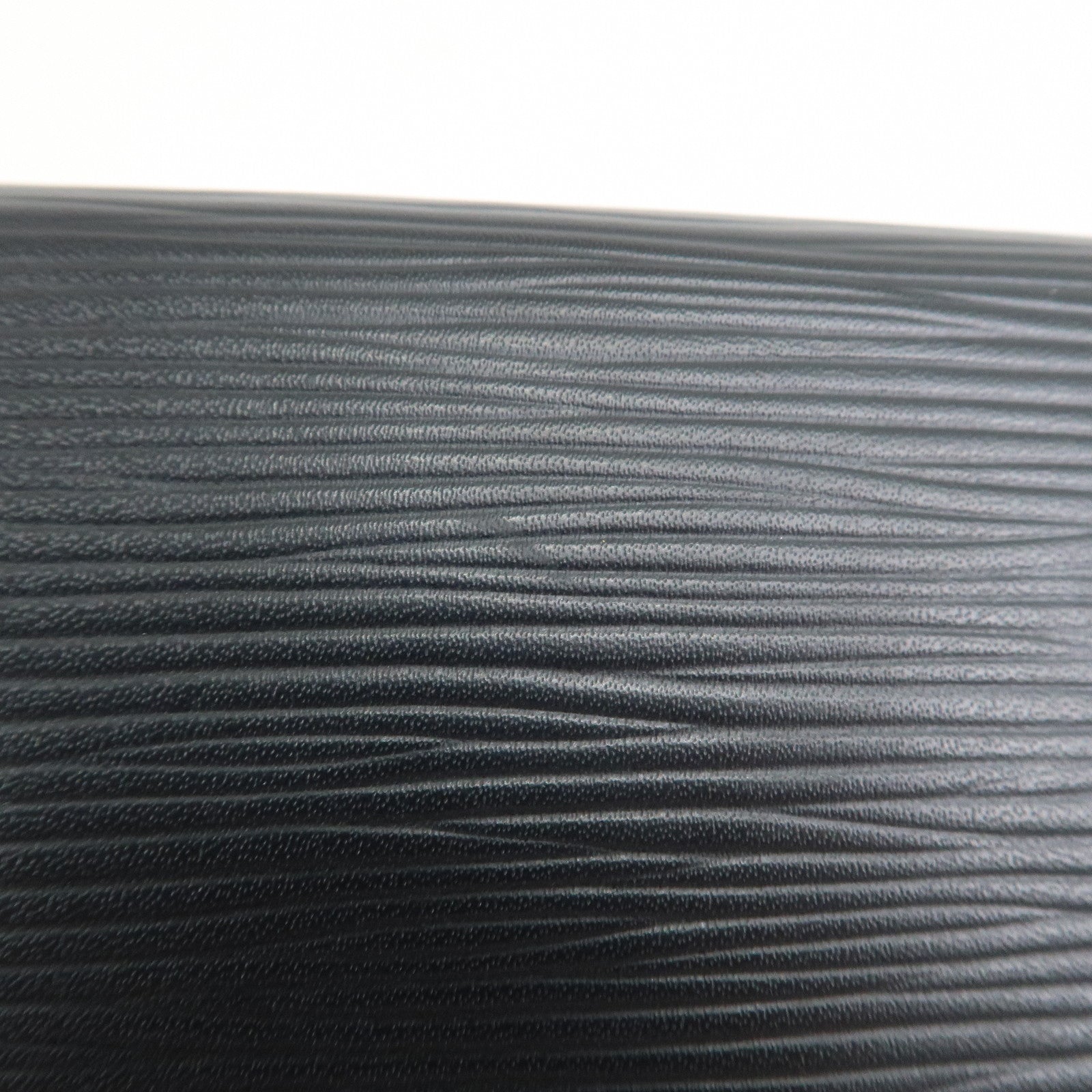 Louis Vuitton Epi Enveloppe Carte de Visite Card Case Noir M62292