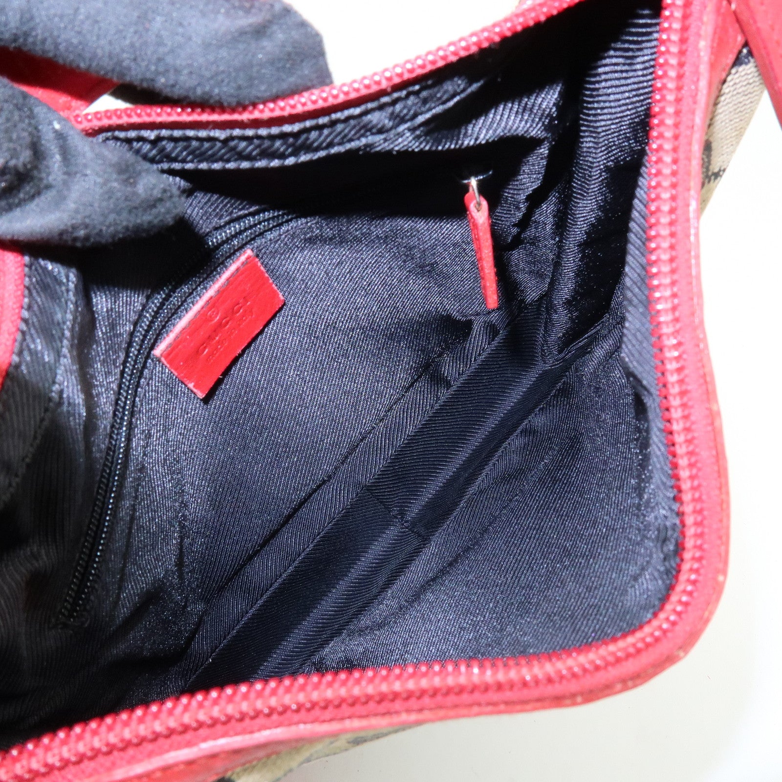 GUCCI GG Canvas Leather Shoulder Bag Beige Red 001・4206・001998