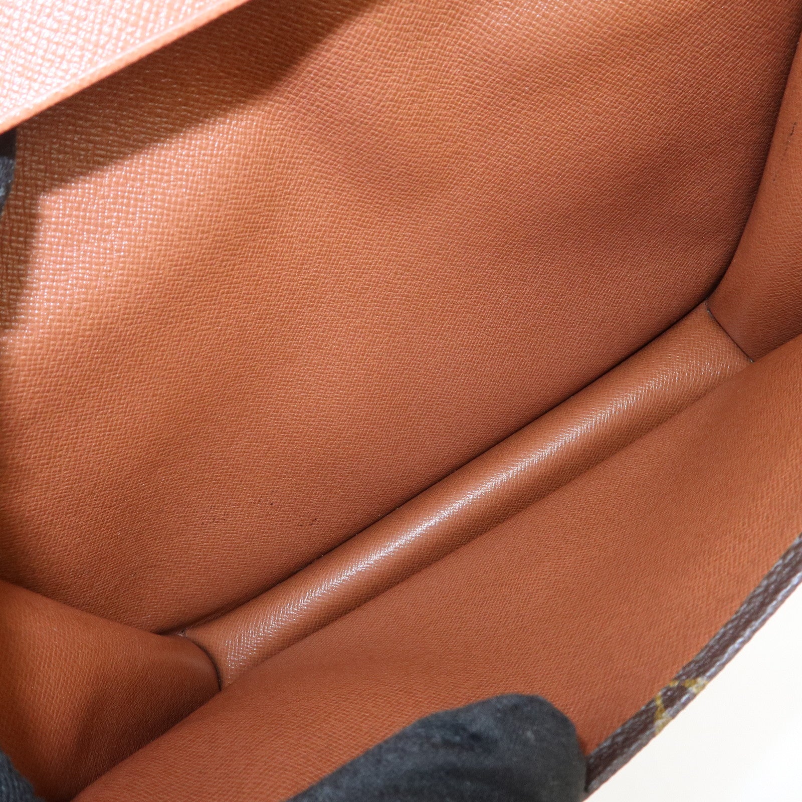 Louis Vuitton Monogram Pochette Lava 23 Clutch Bag Brown M51940