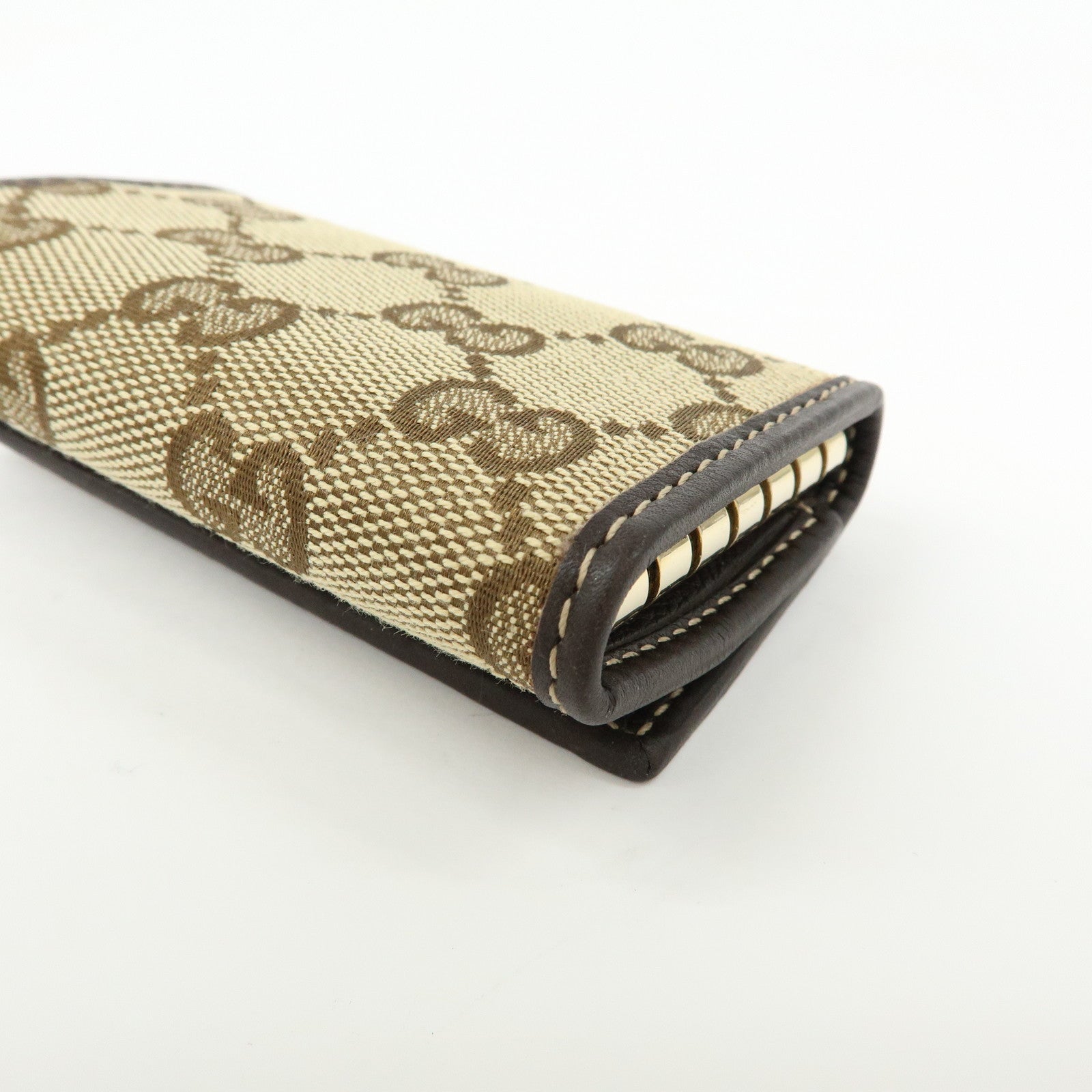 GUCCI Interlocking G Lovery Heart GG Canvas 6 Ring Key Case 257217