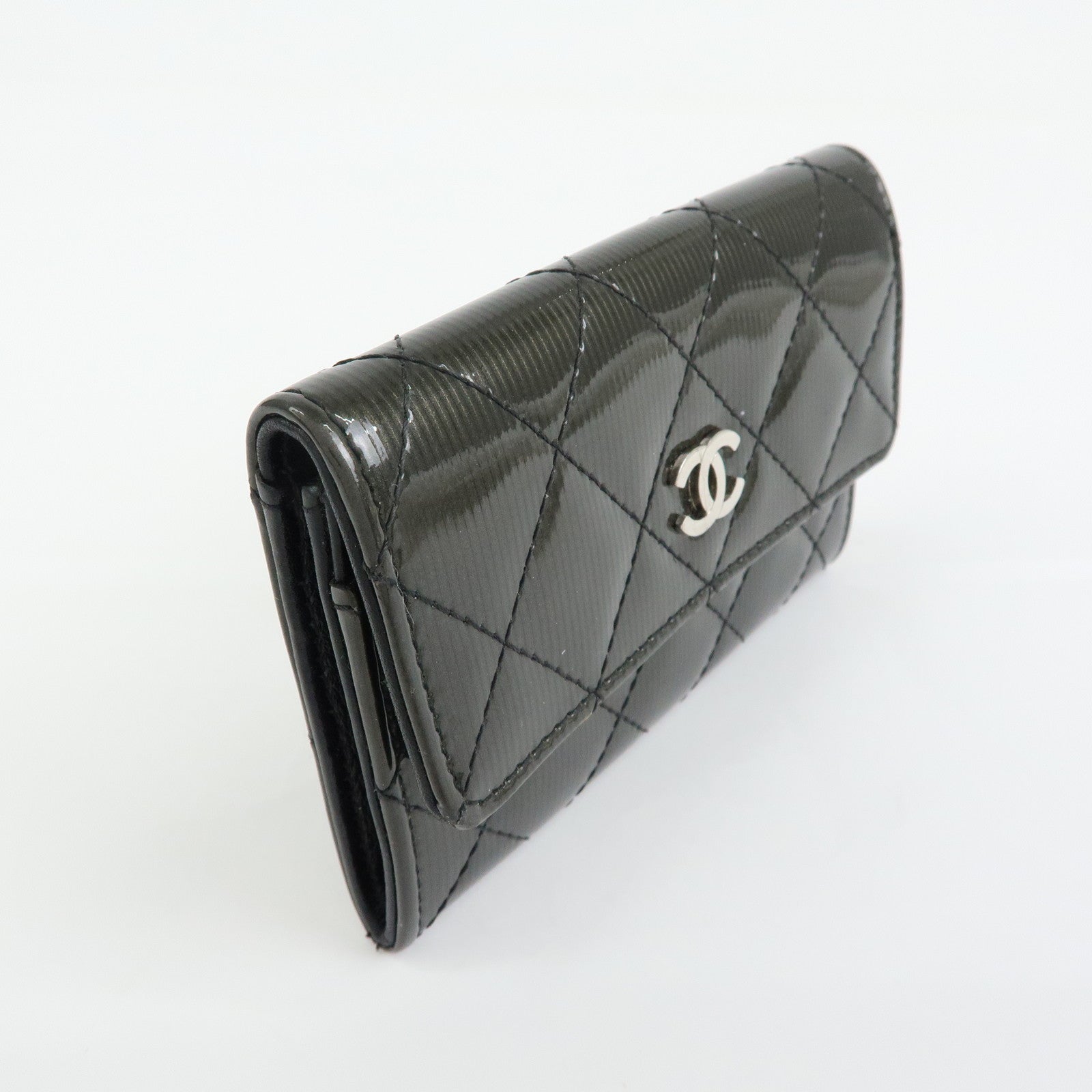 CHANEL COCO Mark Matelasse Patent Leather Card Case Black