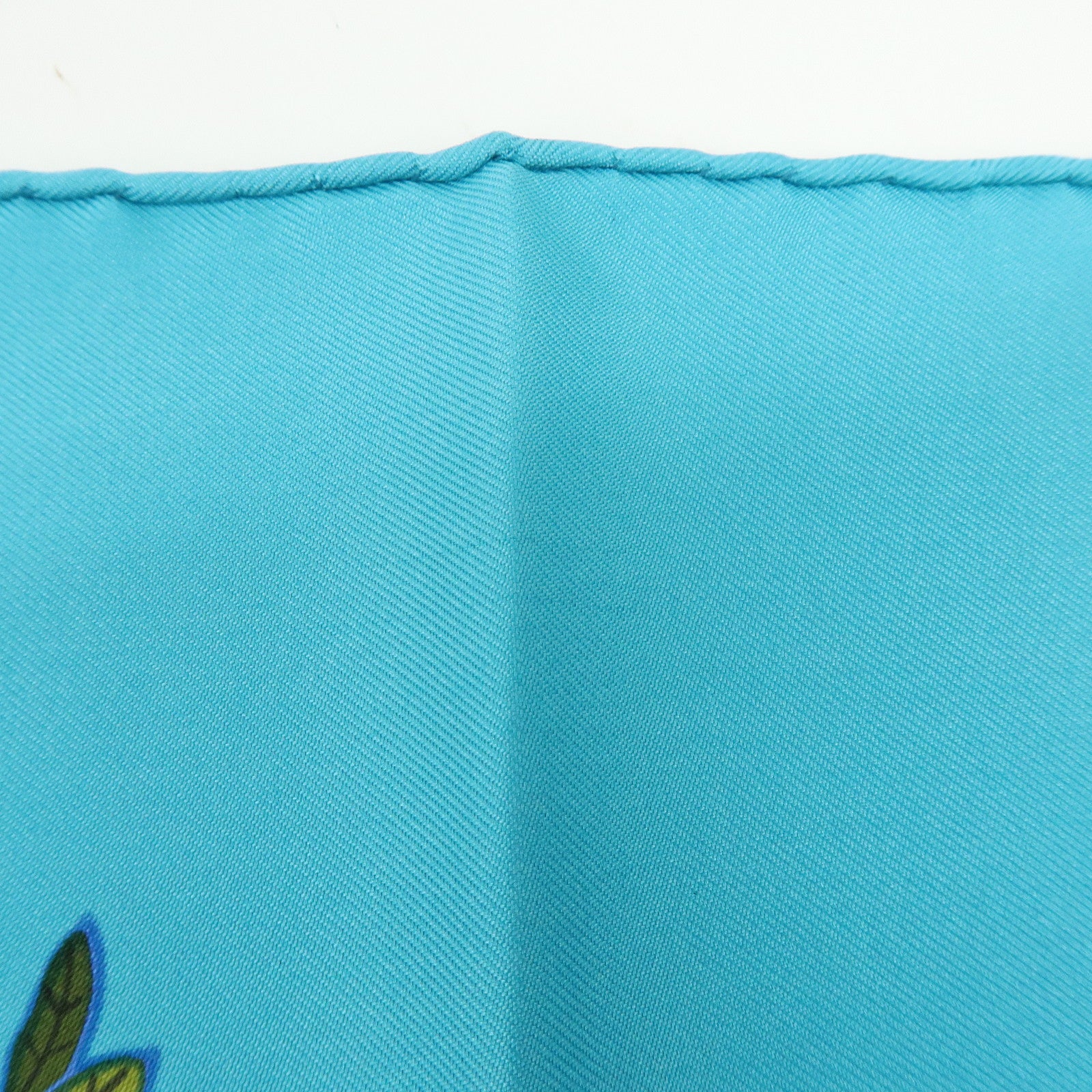 HERMES Carre 90 Silk 100% Scarf Annie Faivre Animal Print Blue