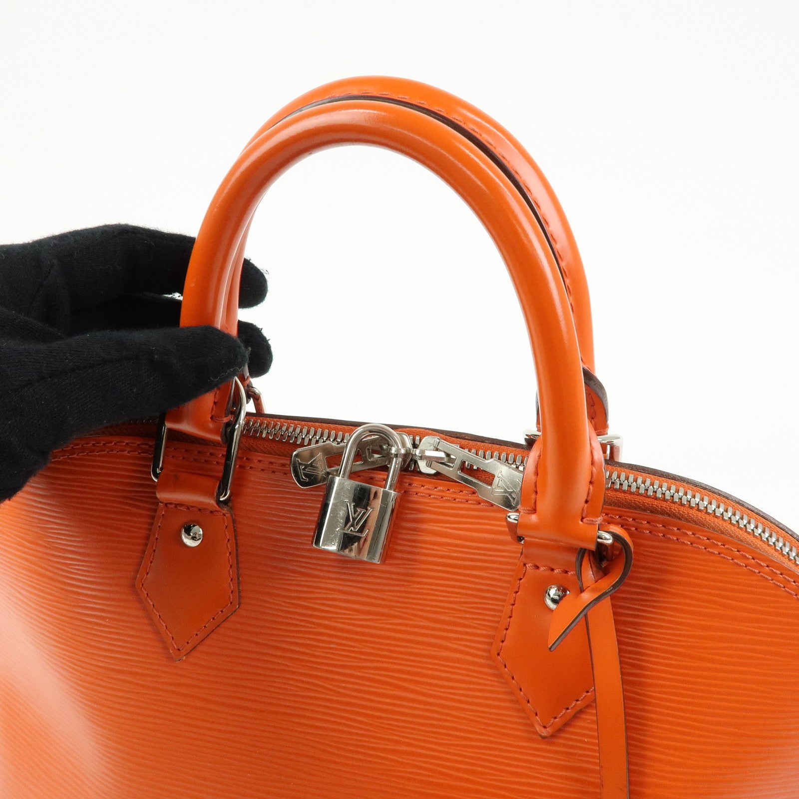 Louis Vuitton Epi Alma PM Hand Bag Pimont Orange M40623