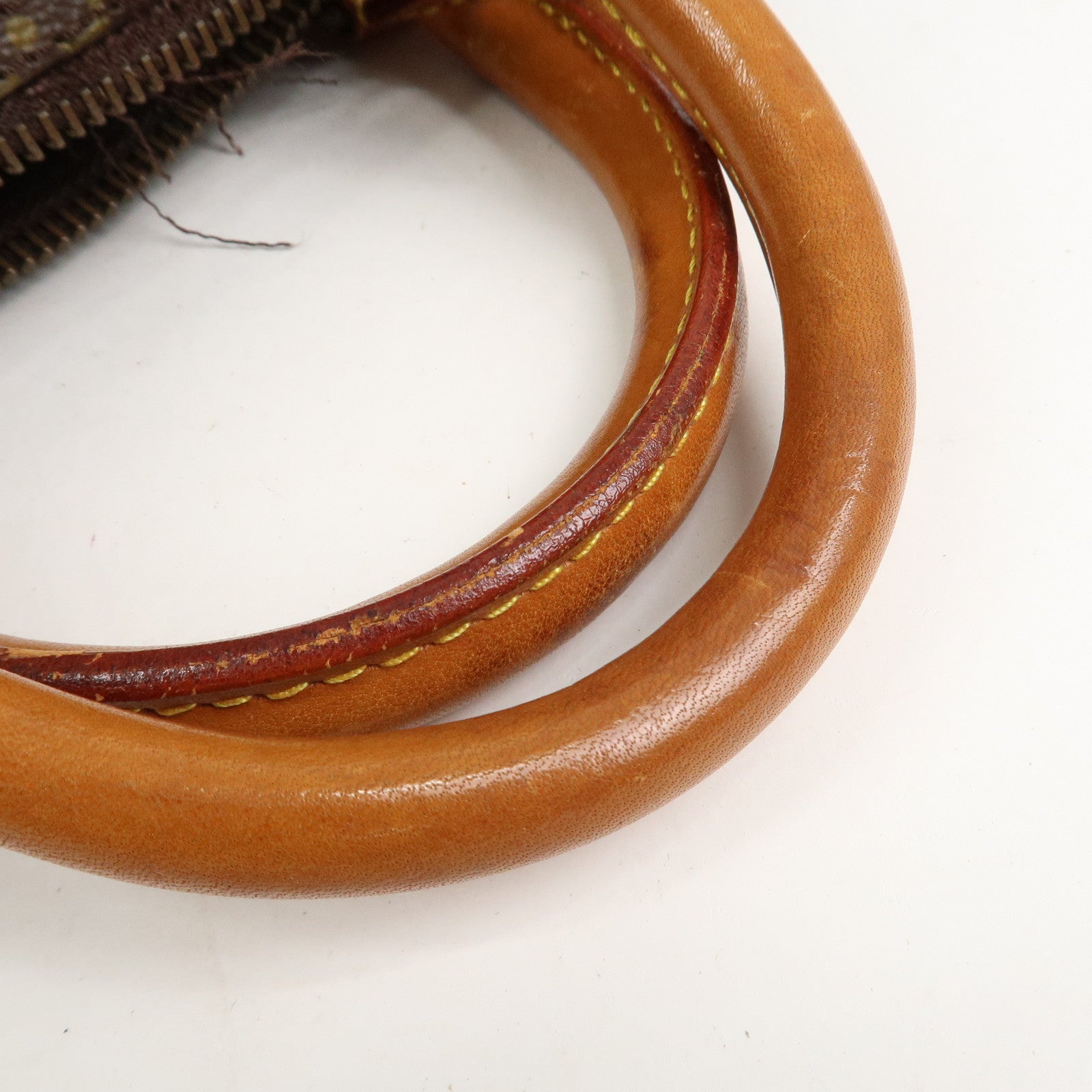 Louis Vuitton Monogram Monogram Canvas Nume Leather M41524