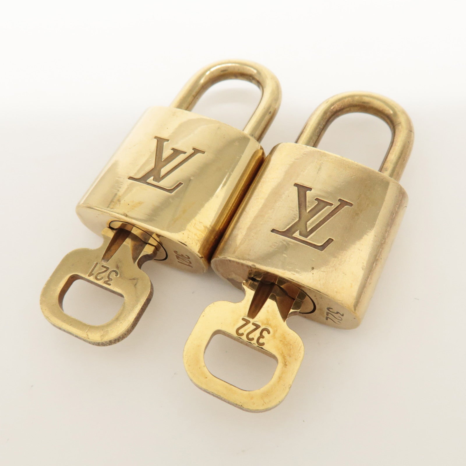 Louis Vuitton Set of 10 Lock & Key Cadena Key Lock Metal Gold Used