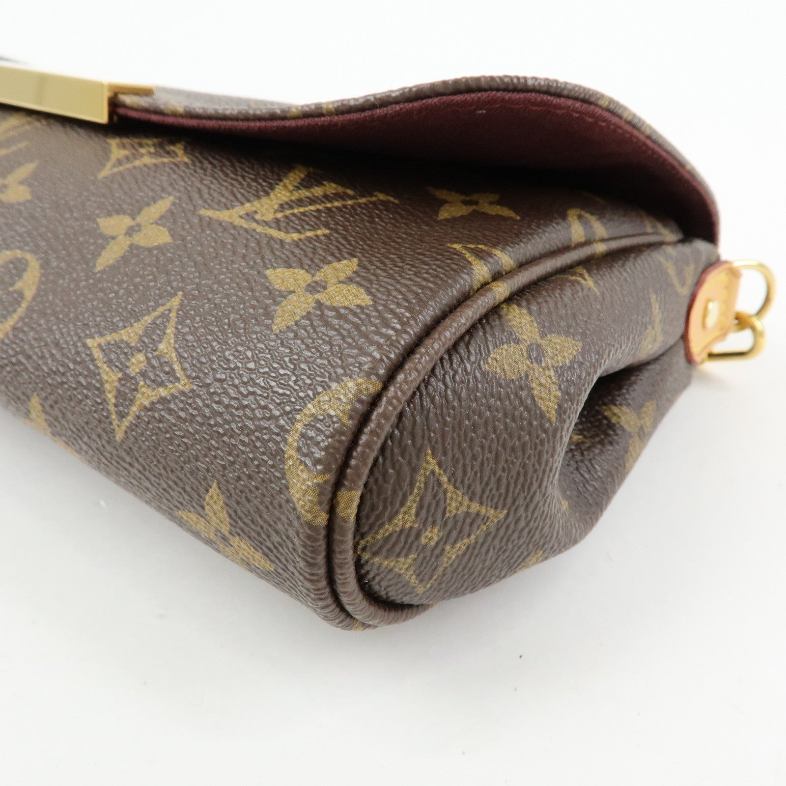 Louis Vuitton Monogram Favorite MM Shoulder Bag Brown M40718