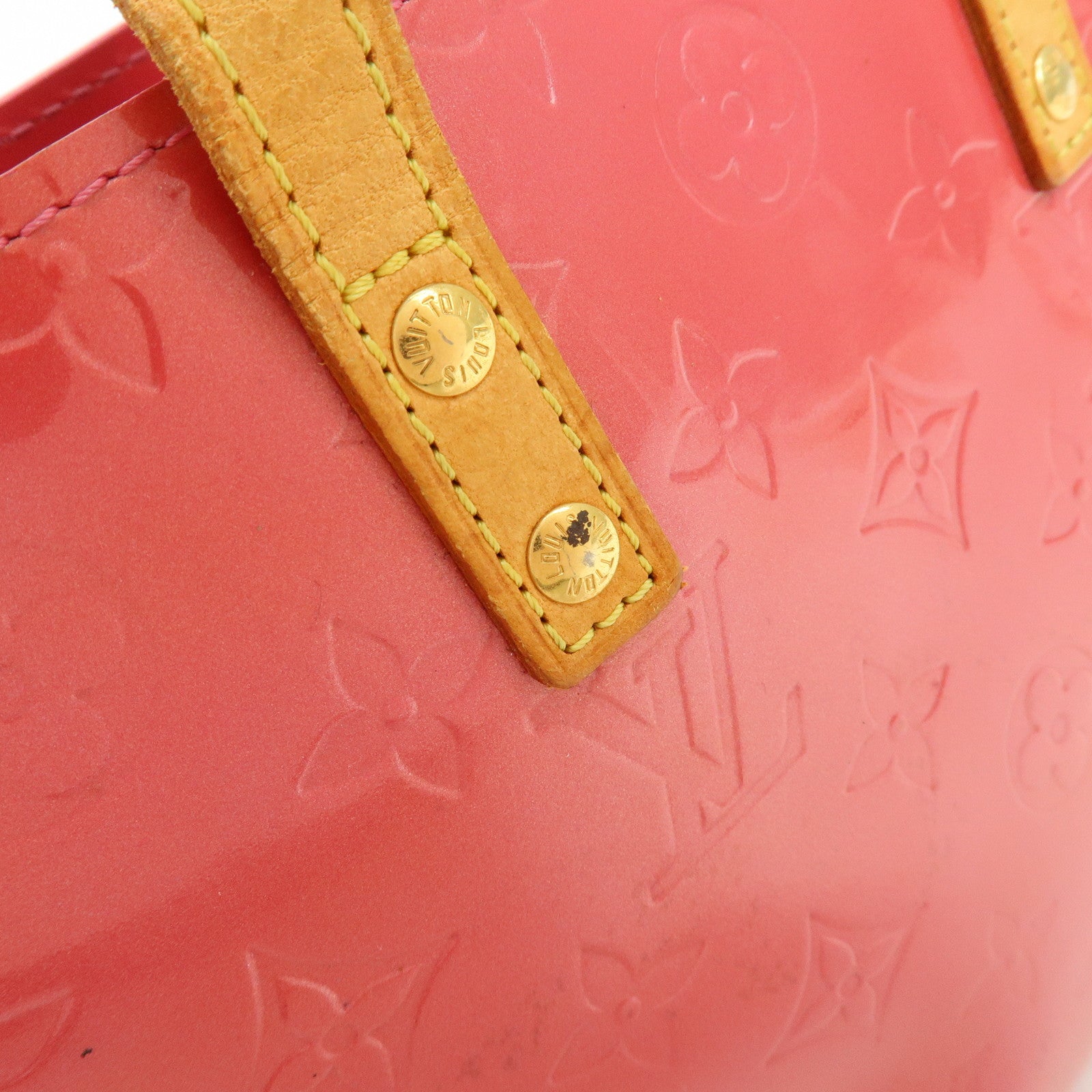 Louis Vuitton Monogram Vernis Reade PM Hand Bag Framboise M9132F
